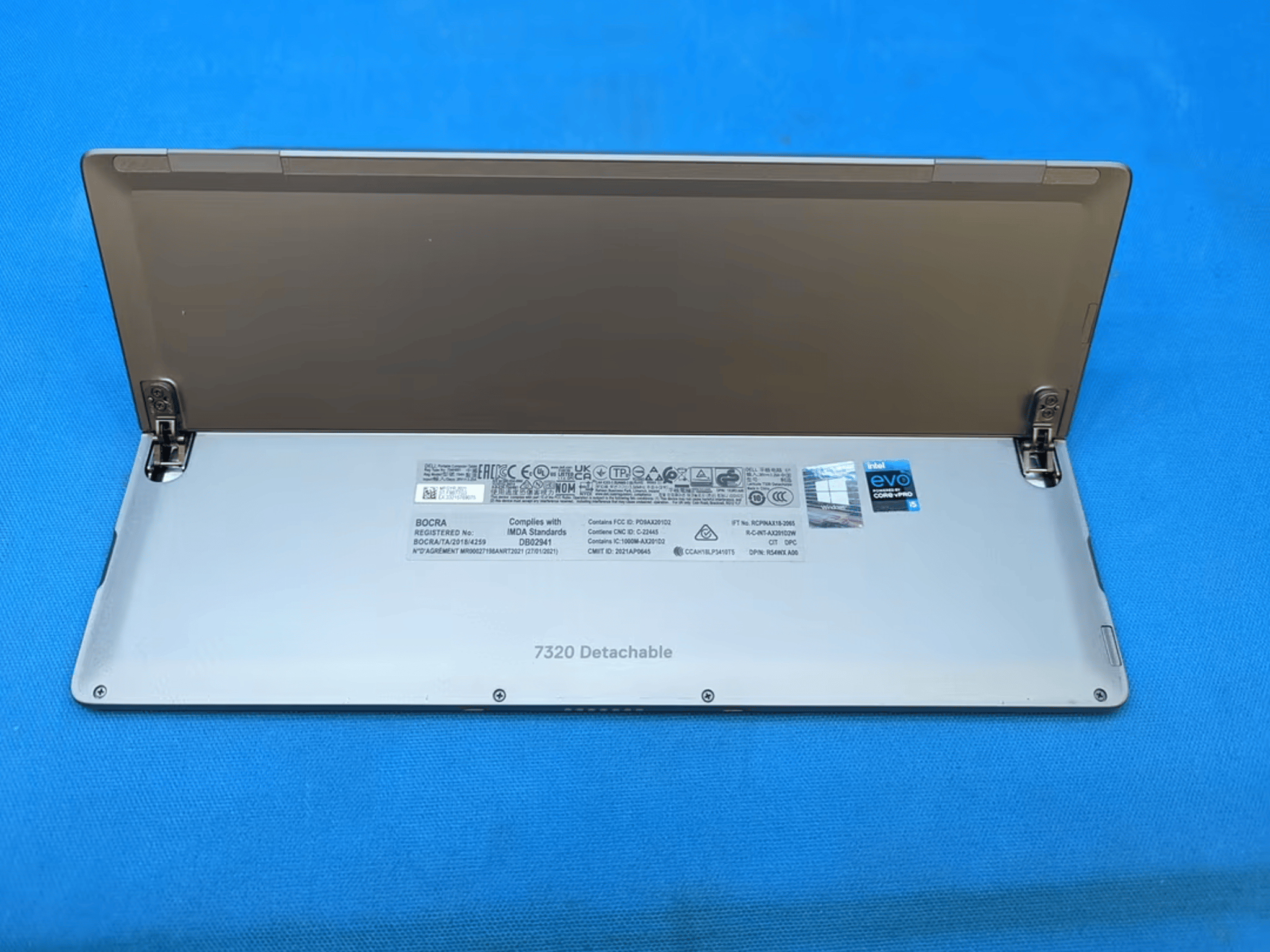 Dell Latitude 7320 Detachable 13 Inch i5-1140G7 @ 1.10ghz 16GB RAM 256GB SSD Windows 11 Pro