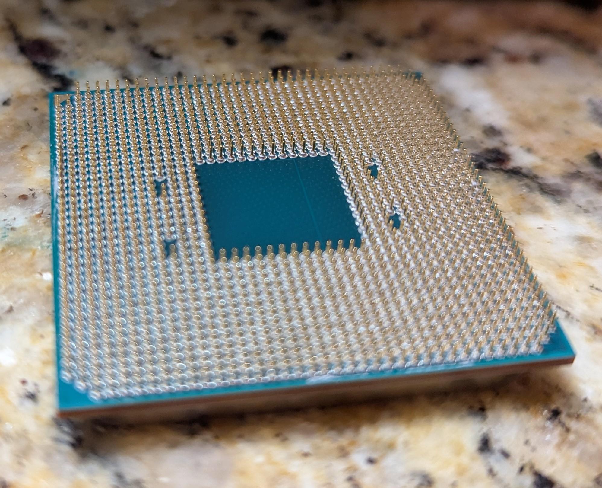 AMD Ryzen 5 3600 w/ Stock Cooler