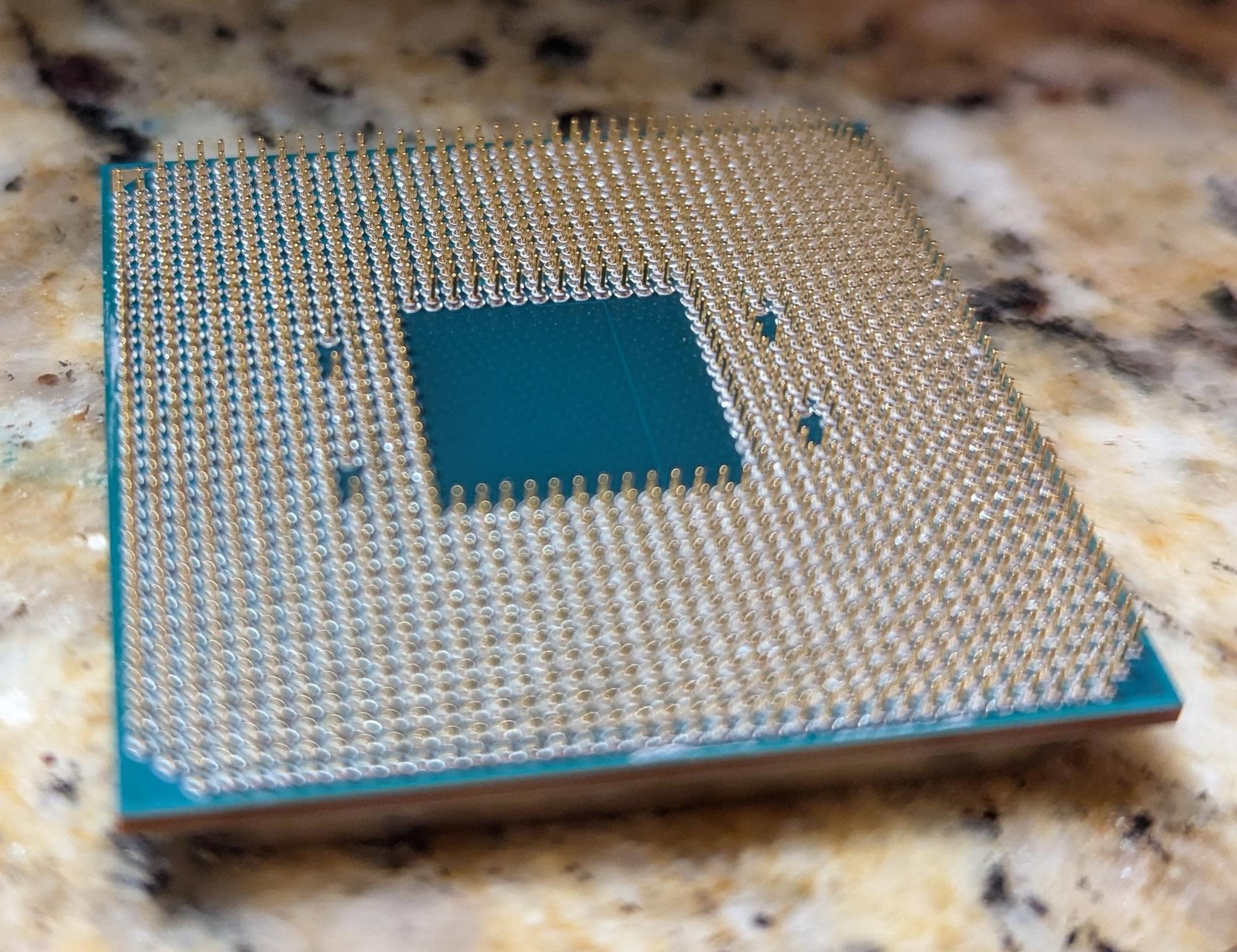 AMD Ryzen 5 3600 w/ Stock Cooler