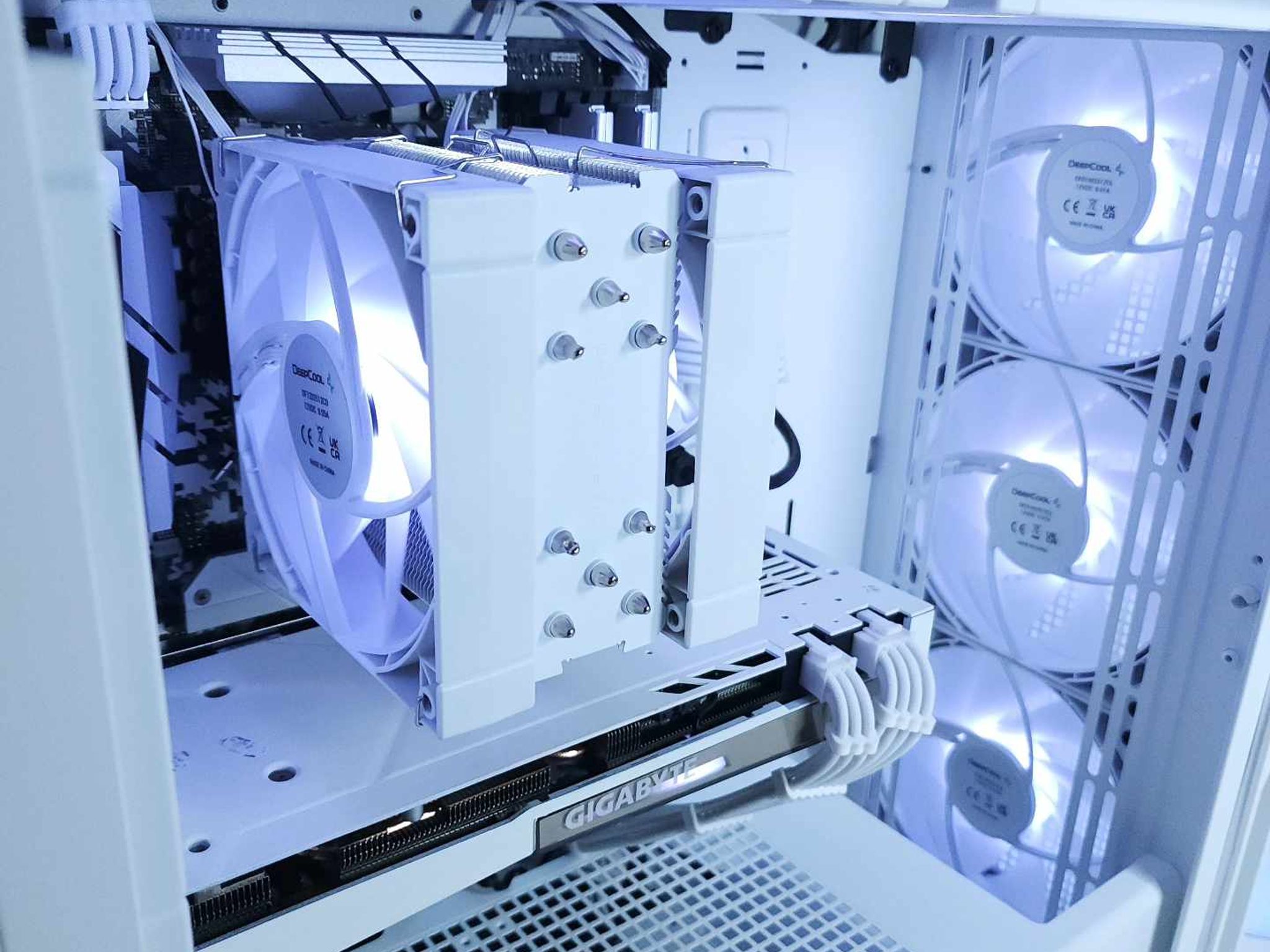 🤍RTX 3070 || Ryzen 5 5600GT || 1TB M.2 NVMe SSD || 32GB 3200MHz || 1080p/1440p Gaming Computer