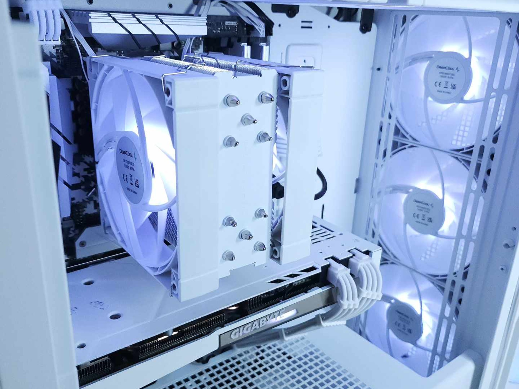 🤍RTX 3070 || Ryzen 5 5600GT || 1TB M.2 NVMe SSD || 32GB 3200MHz || 1080p/1440p Gaming Computer