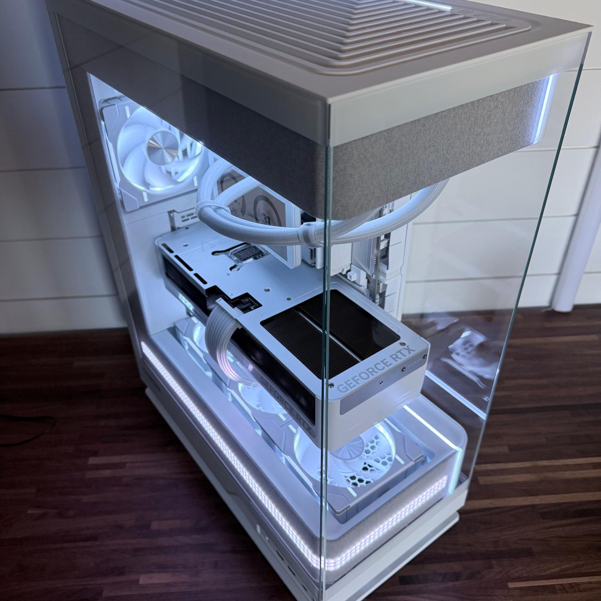 Newly Built Custom PC All Top End Parts *9850X3D* *5070TI**