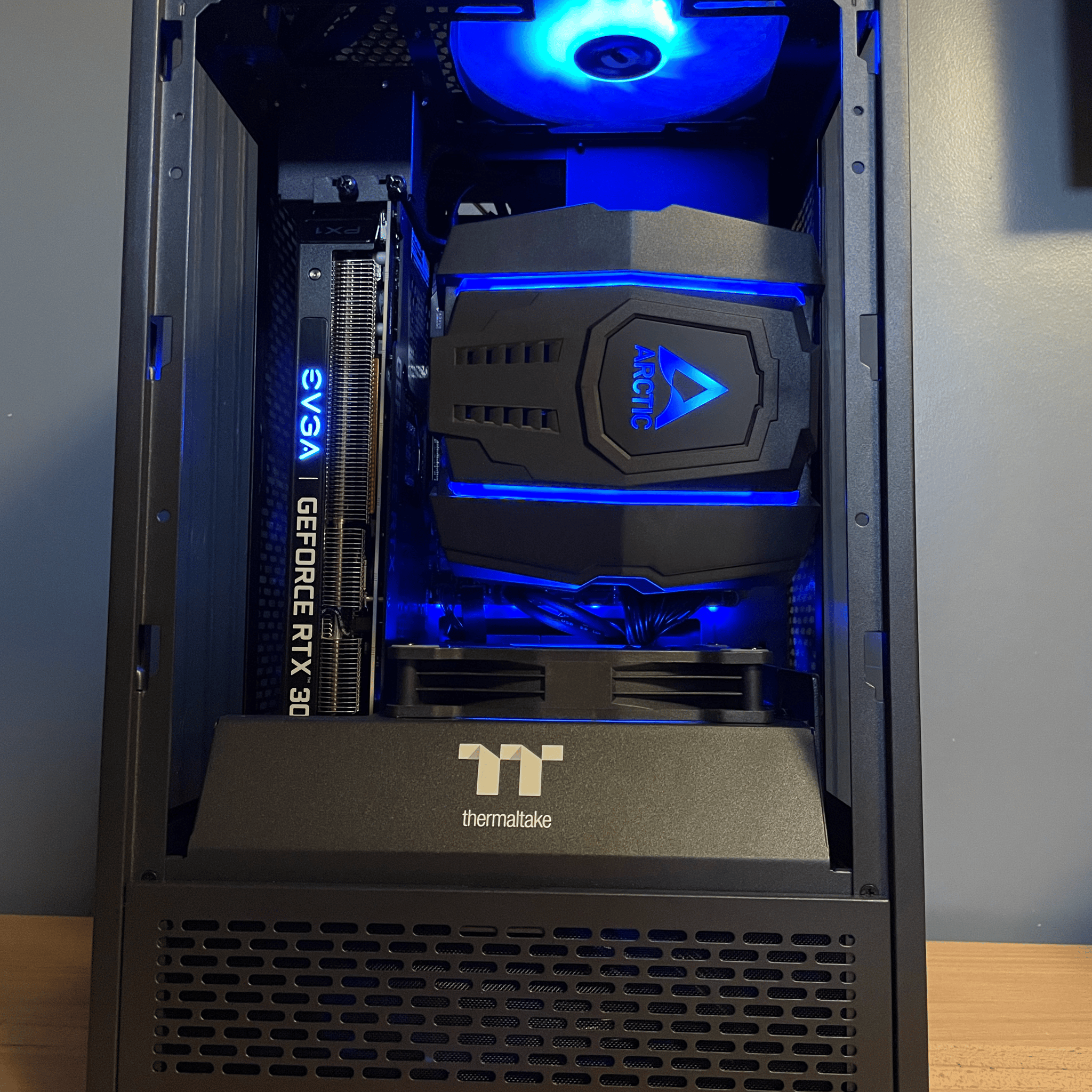 "ITXbox" 3080 Gaming PC w/ Intel 12400F, 32GB RAM, 2TB SSD, Windows 10 Pro