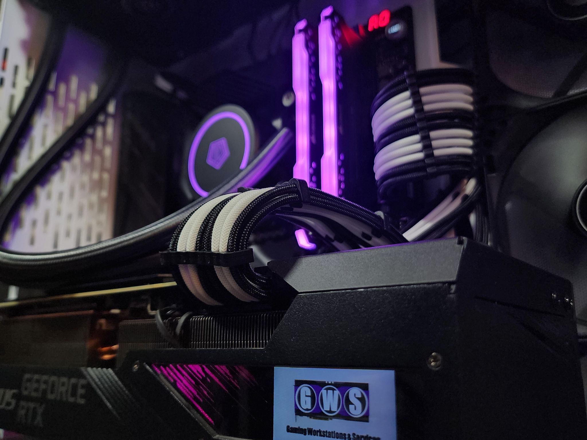 🤍💜🖤 Gigabyte RTX 3080 // Intel Core i9 9900K // Corsair Vengeance RGB 32GB 3200MHz