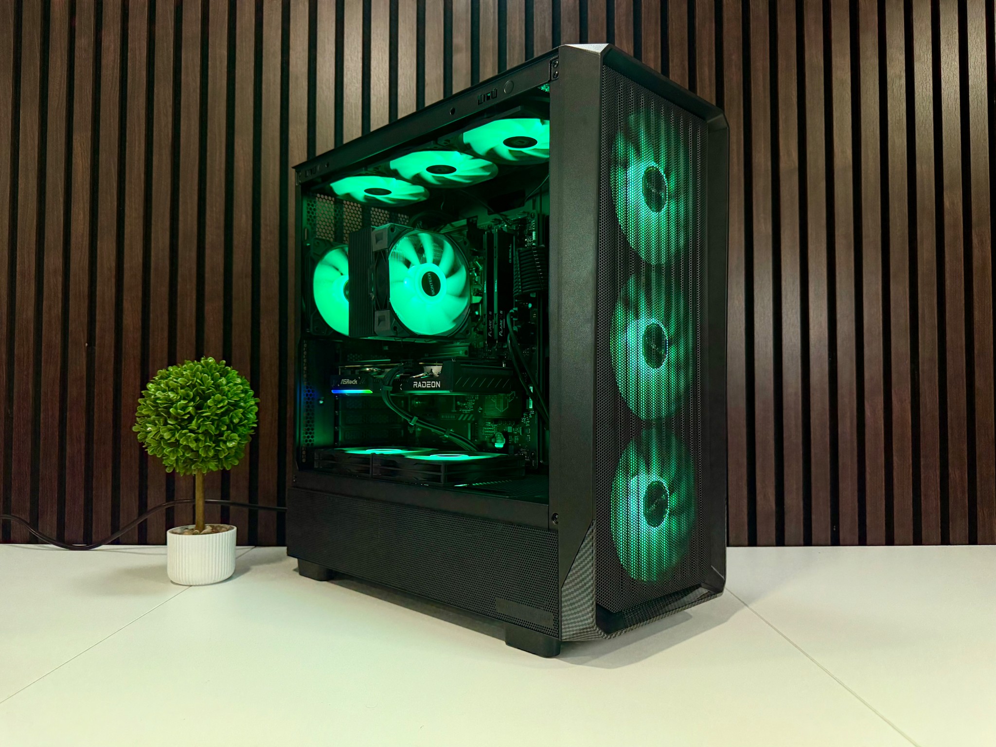9060XT 16GB | Ryzen 7600X3D | 32GB DDR5 | 1TB SSD | 800W Gold PSU | ARGB Fans | Windows 11