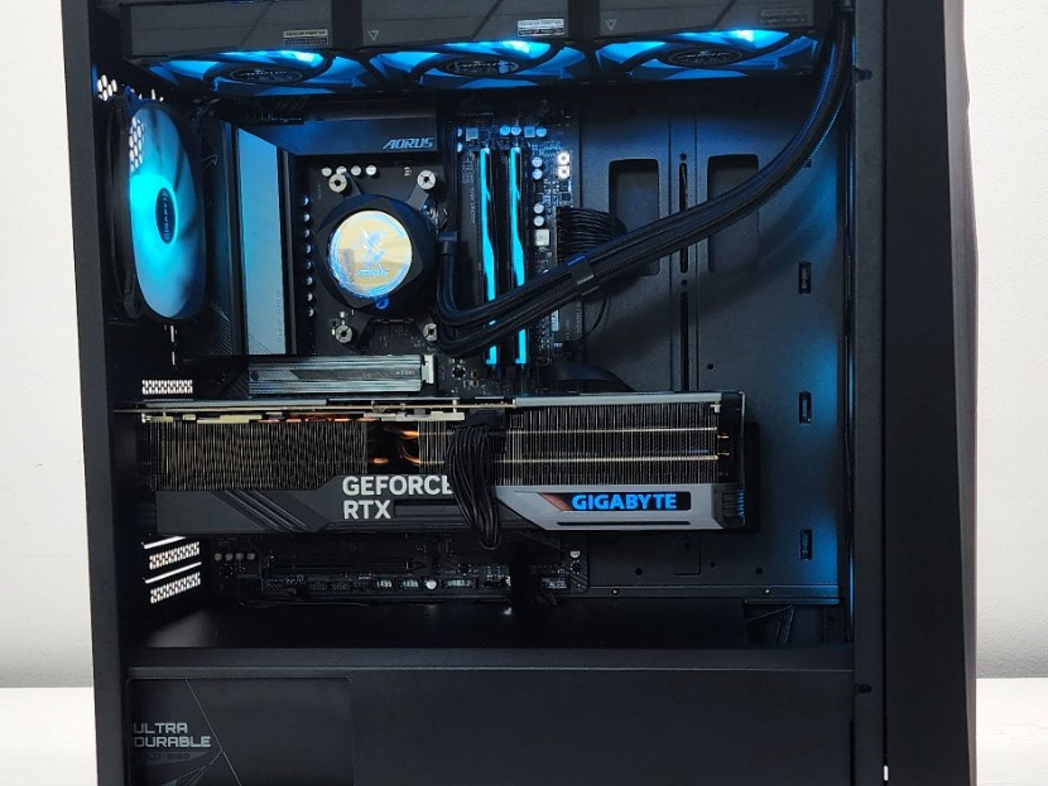 Serious Performance Gaming Beast - ALL NEW - ALL Gigabyte 7800X3D/4090 - READ DESCRIPTION!!!