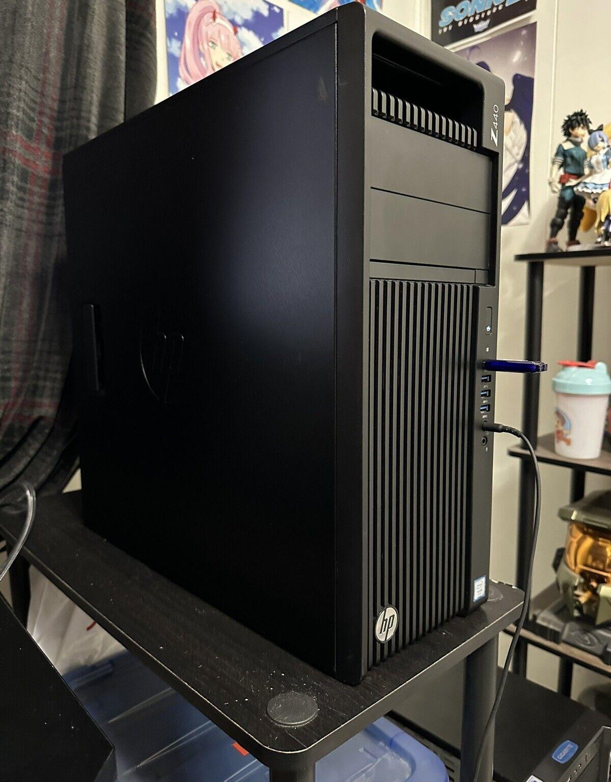 HP Z440 Workstation Xeon 2690V3 12-Core, RX 5700XT, 48GB RAM-2133MHZ, 1TB SSD