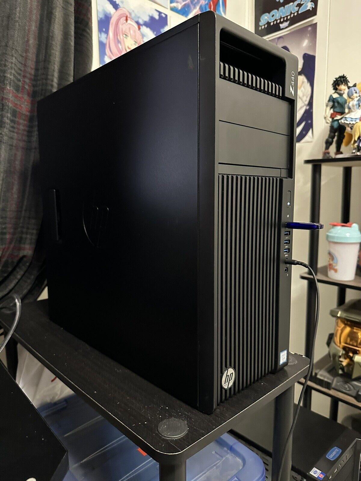 HP Z440 Workstation Xeon 2690V3 12-Core, RX 5700XT, 48GB RAM-2133MHZ, 1TB SSD