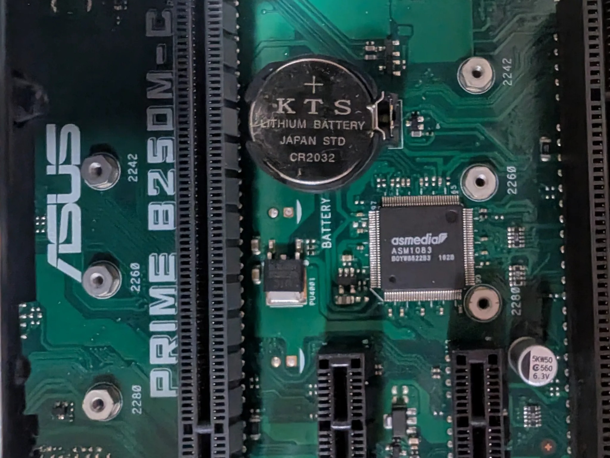 Asus B250M-C / Intel Core i7 7700 / CPU cooler