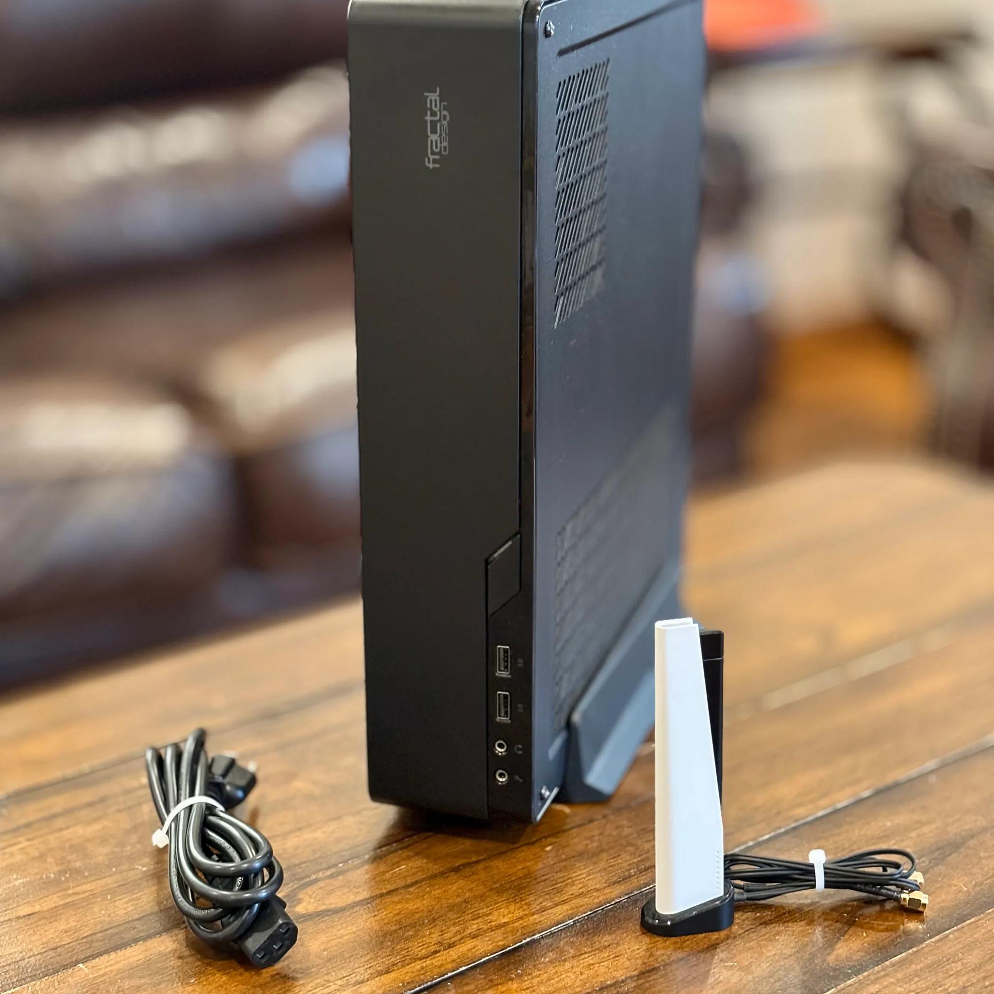 Console-Size Gaming PC for 1080p 60+ FPS Gaming | Small Form Factor Build | Home Theater PC Build