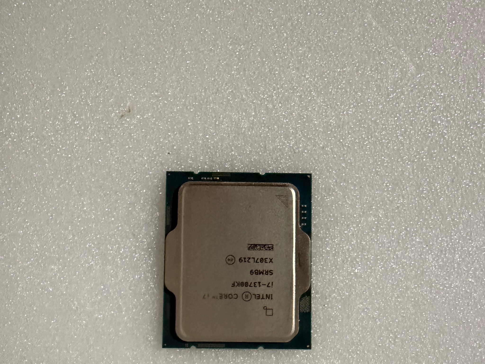 Intel Core i7-13700KF