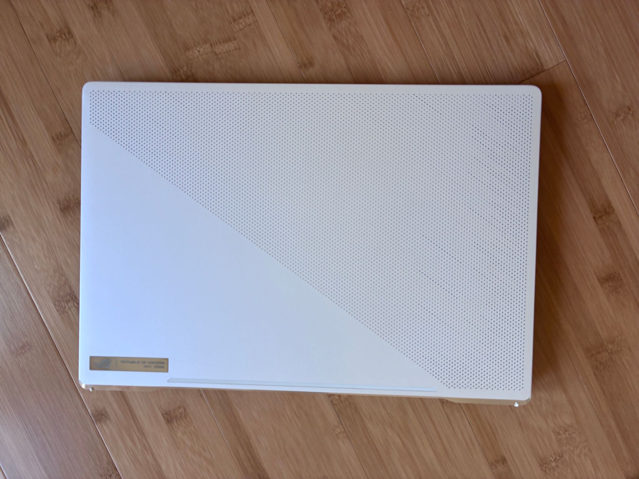 Asus ROG 16" Gaming laptop, 3080 and 5900HS. (perfect condition in box)