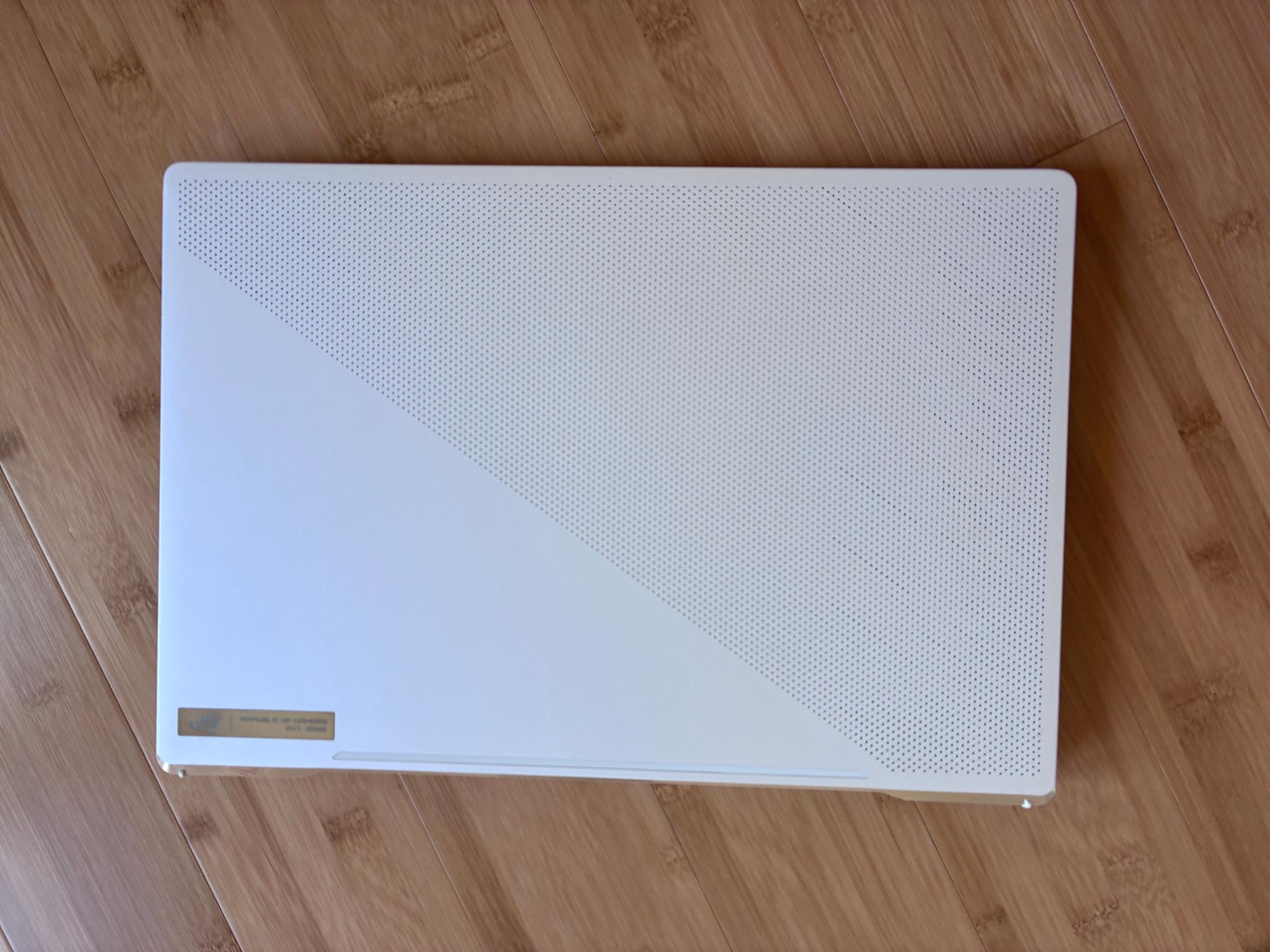 Asus ROG 16" Gaming laptop, 3080 and 5900HS. (perfect condition in box)