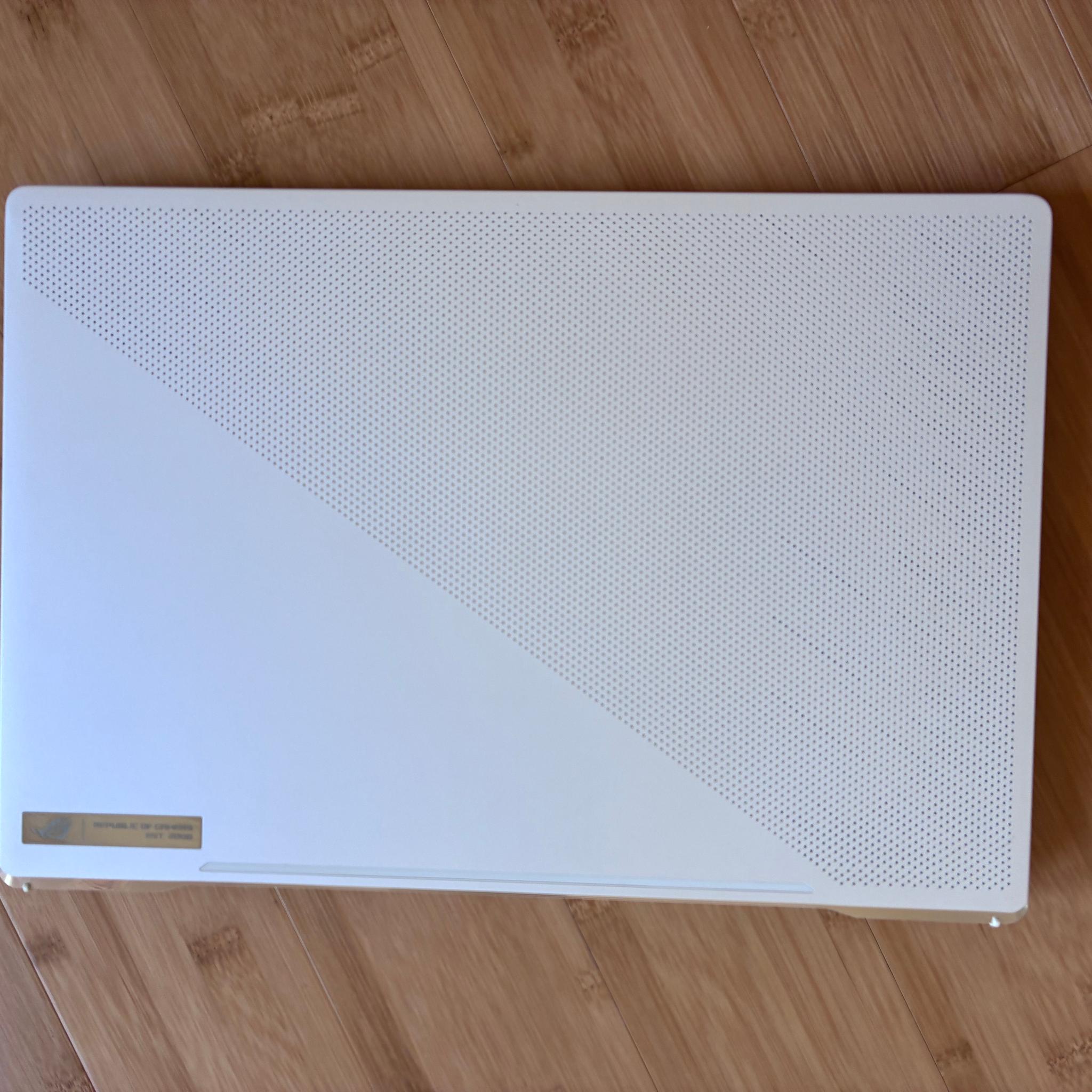Asus ROG 16" Gaming laptop, 3080 and 5900HS. (perfect condition in box)