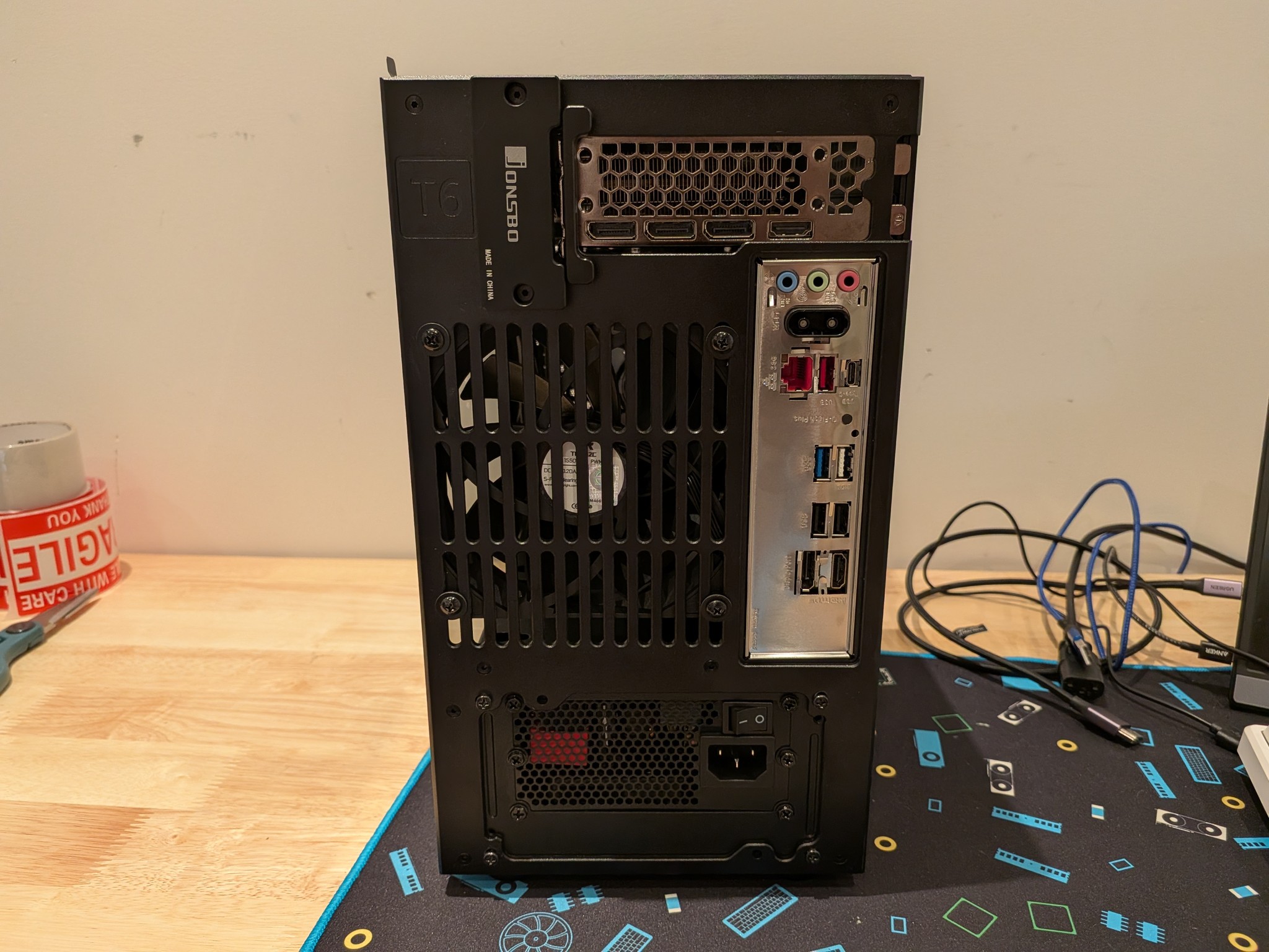 4K Mini Mammoth - RTX 4070 Ti Super, Ryzen 5 7600X3D, 32 GB DDR5, 1 TB Gen 4 NVME, RGB