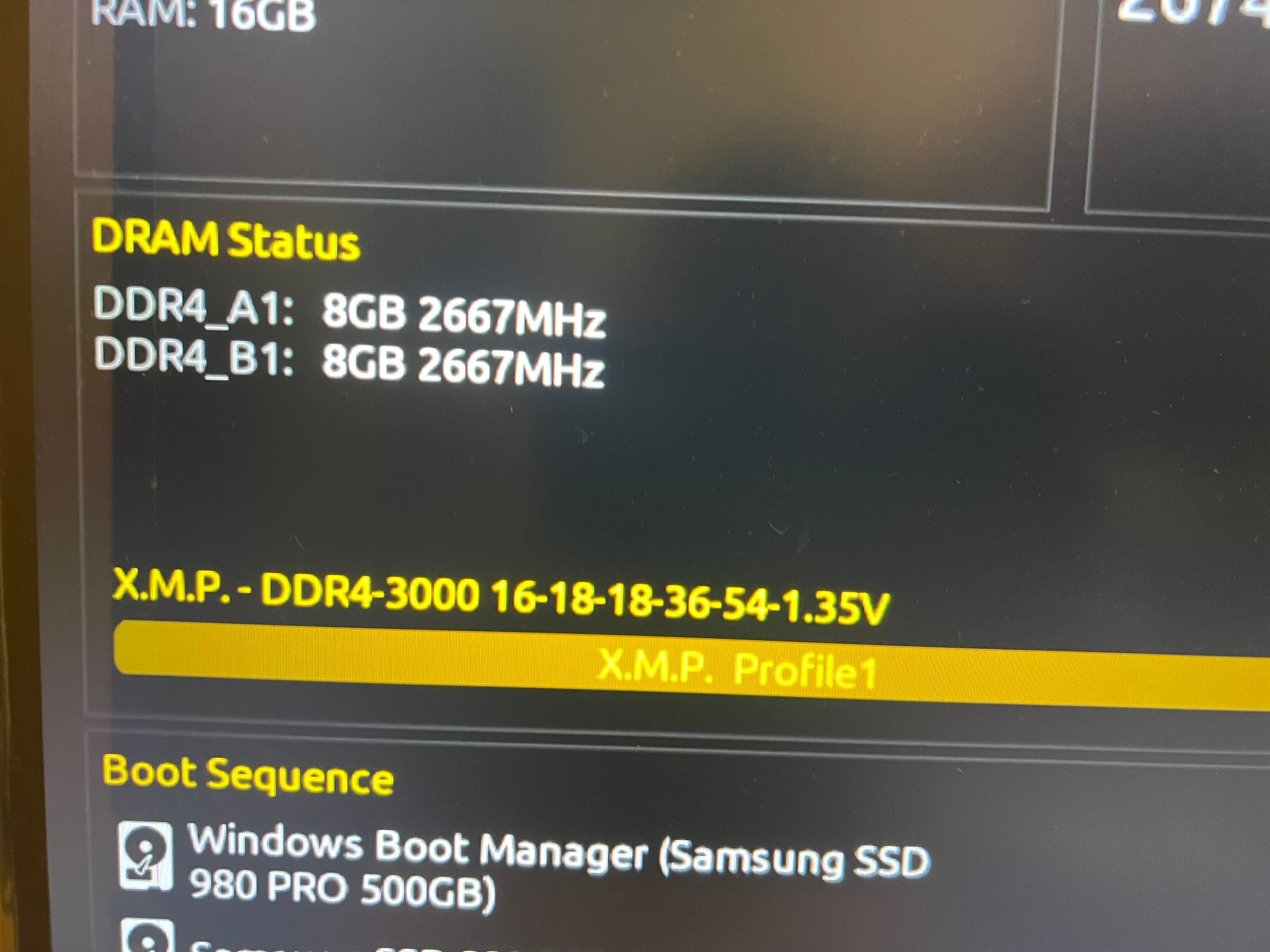 16GB (2x8GB) DDR4-3000MHz CL16 OLOY RAM Memory
