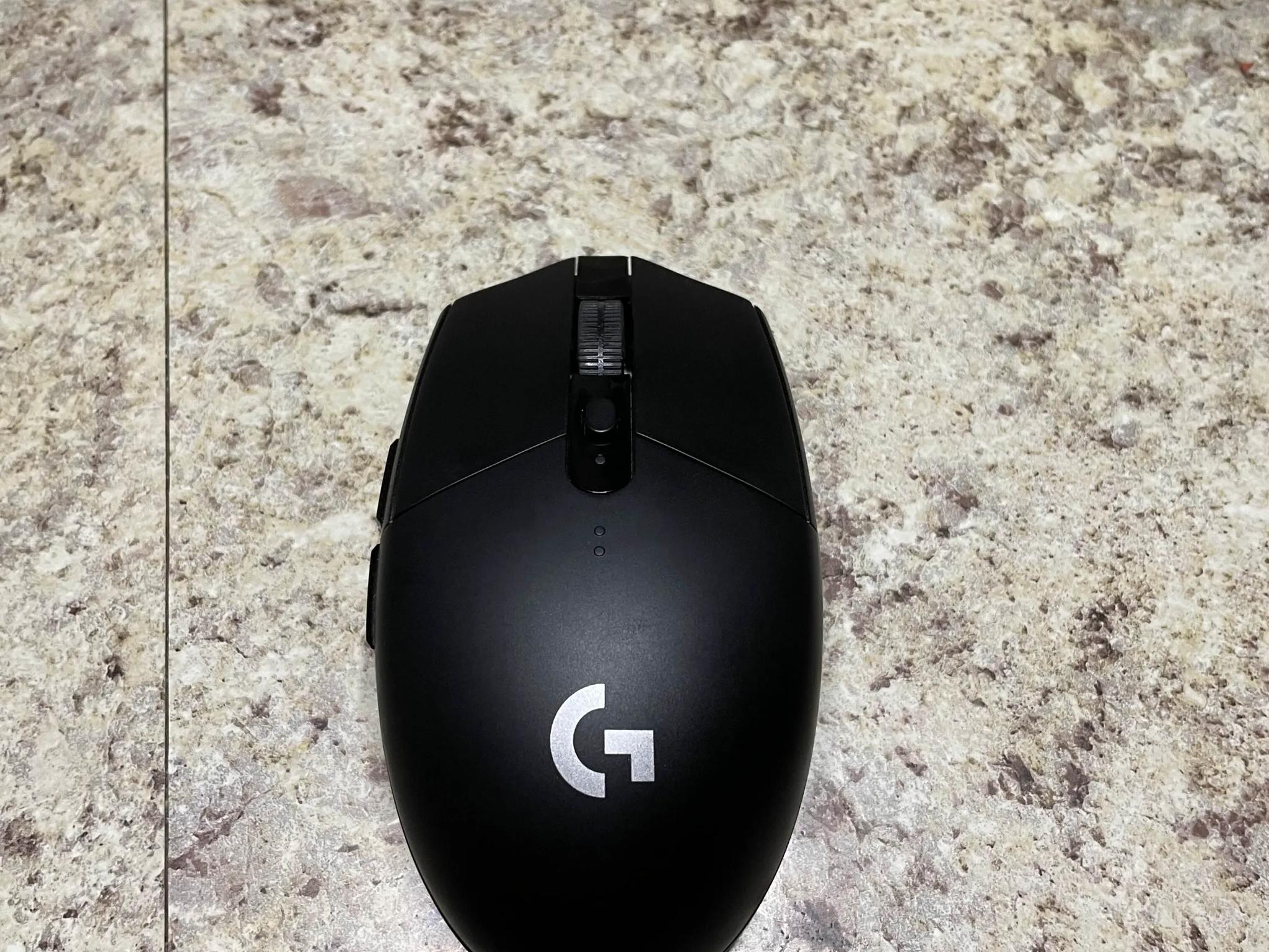 Logitech G305 LIGHTSPEED Wireless Gaming Mouse