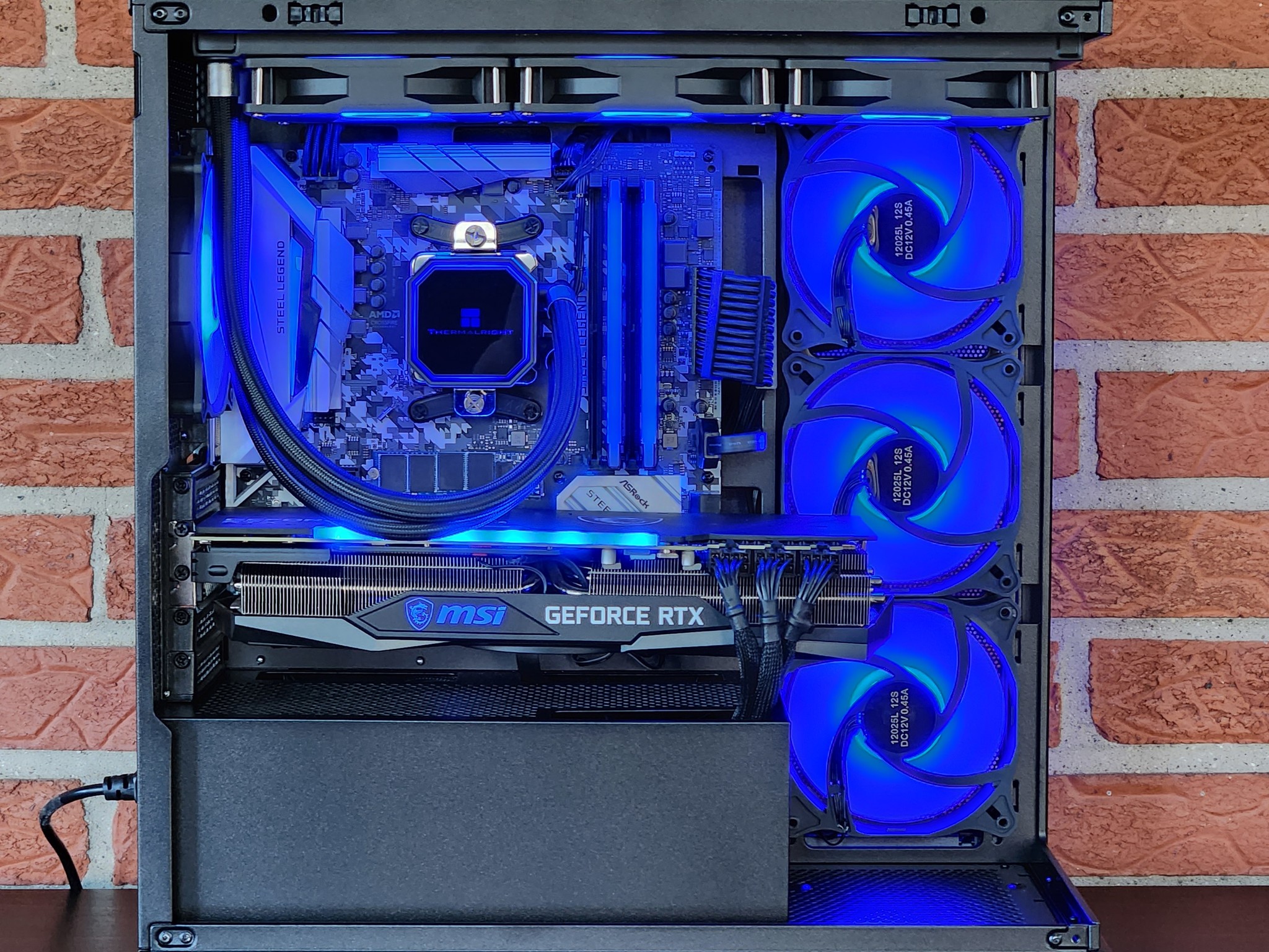 RTX 3080 // RYZEN 7 5700X // 360MM AIO // 16GB RAM // 1TB SSD