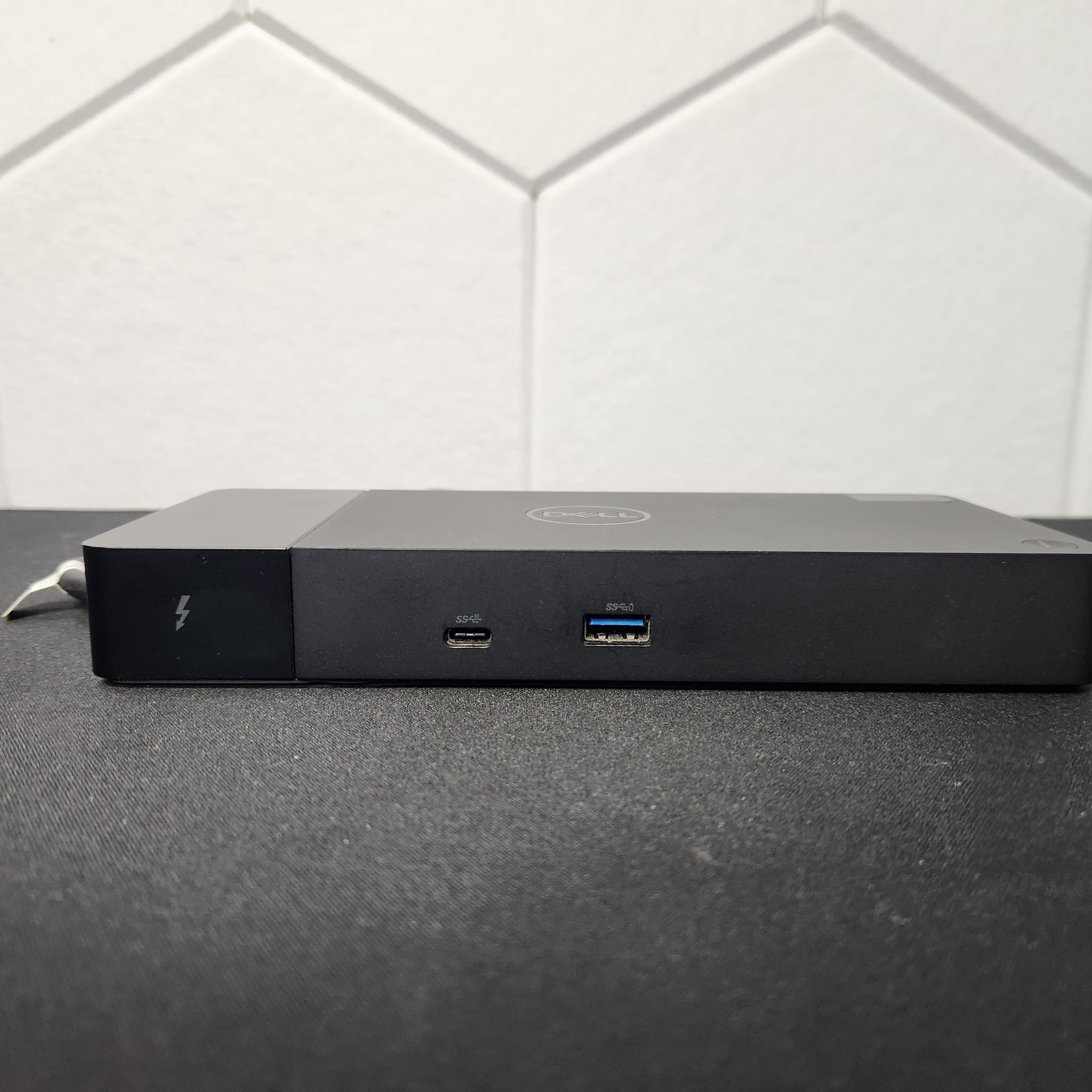 Dell Thunderbolt Dock WD22TB4
