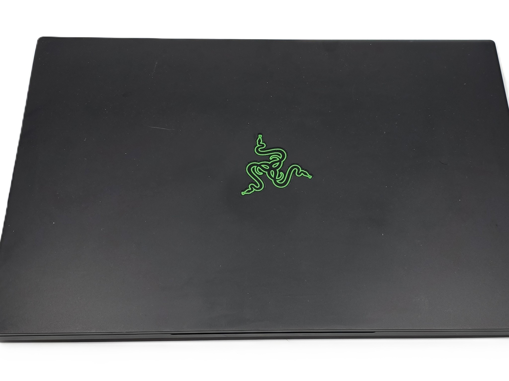 Razer Blade 15 Base Model (Early 2020) RZ09-0328 15.6-inch gaming laptop