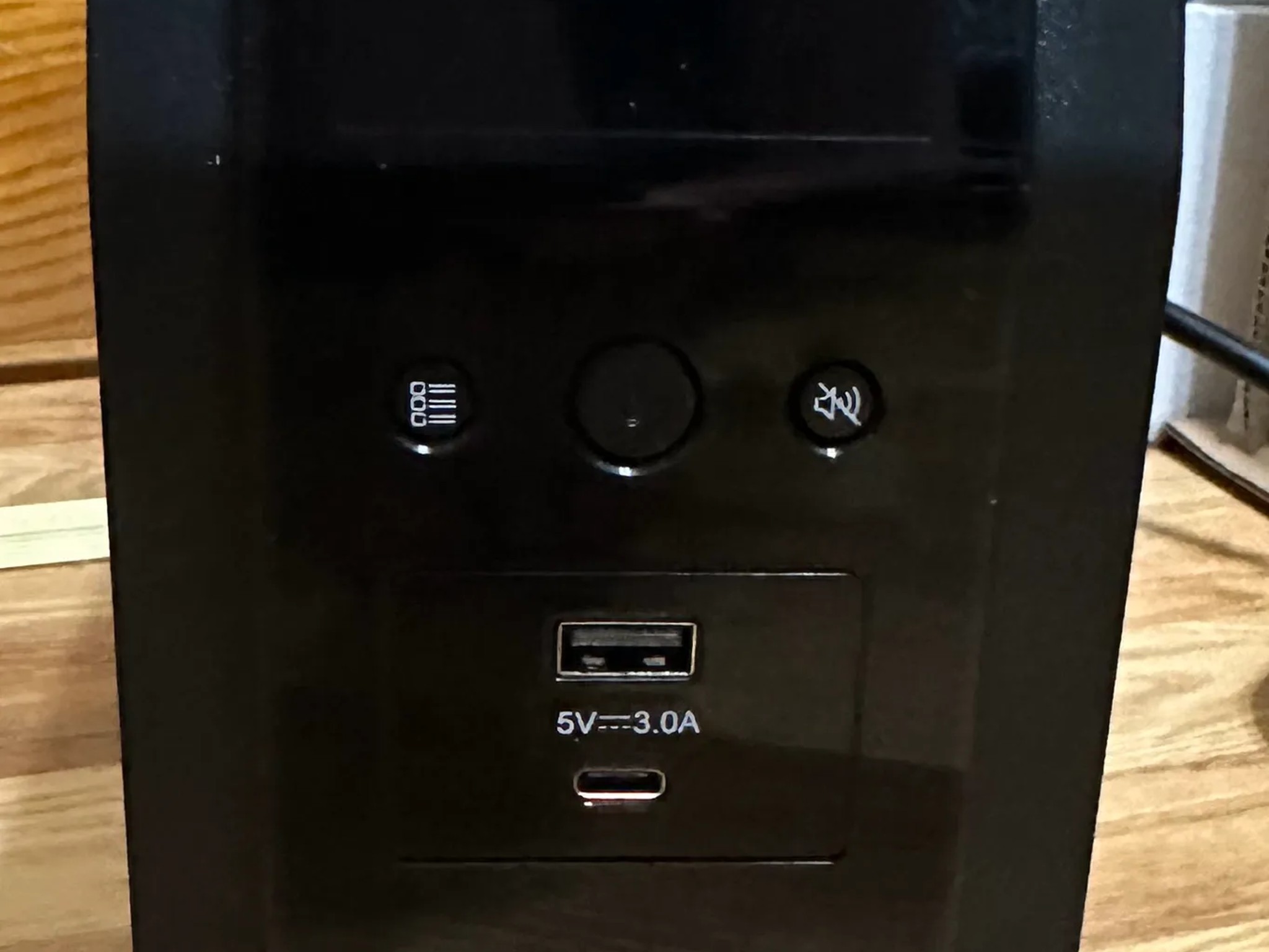 APC Back-UPS 1000 S (Battery Never Used)