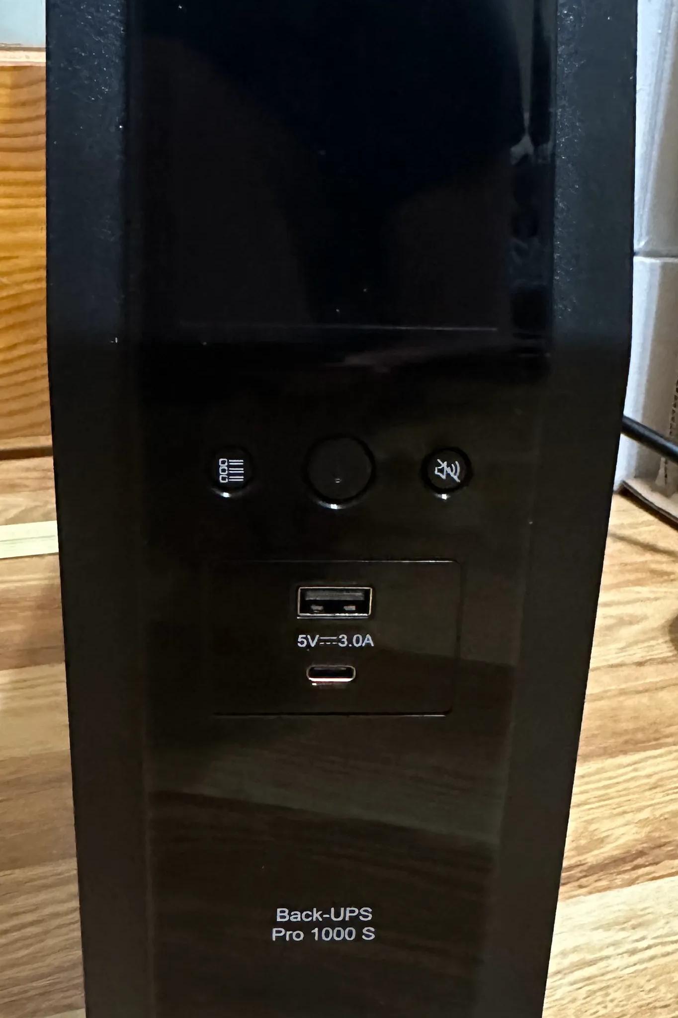 APC Back-UPS 1000 S (Battery Never Used)