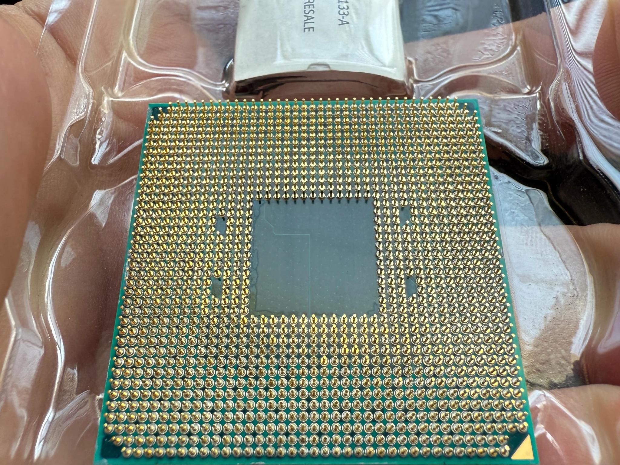 AMD Ryzen 7 5700G - 8-Core / 16-Thread APU (Great Condition)
