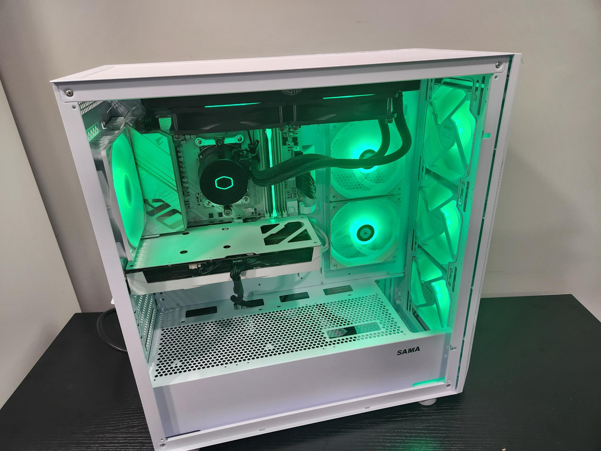High end White gaming pc with CUSTOM RTX WHITE GPU!