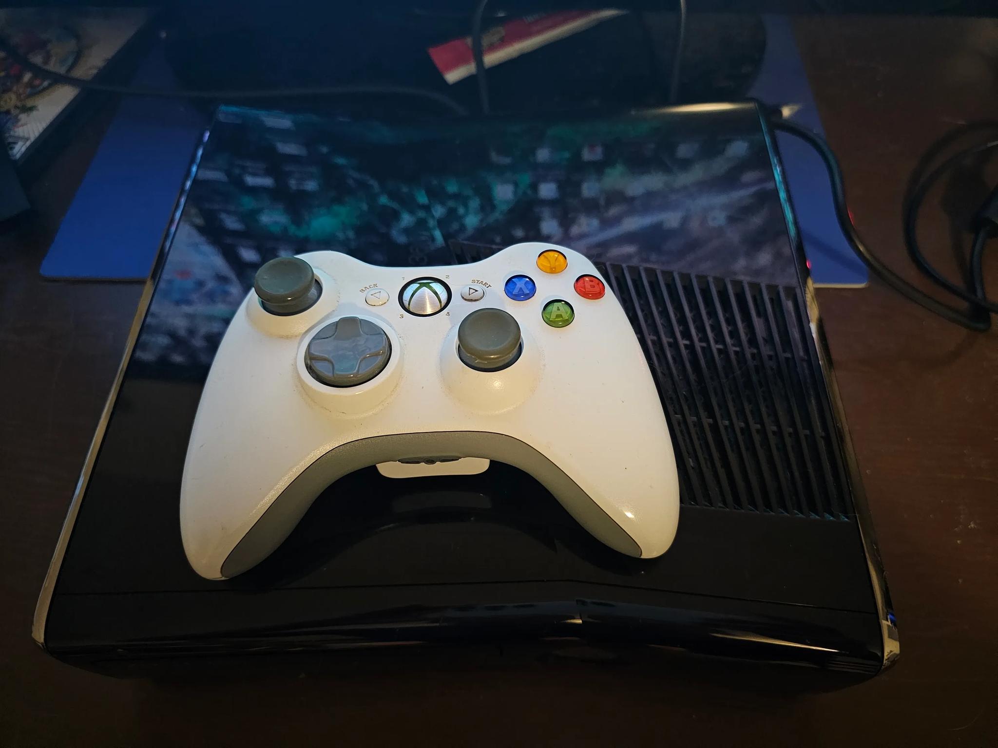 Xbox 360 S 500GB RGH 3