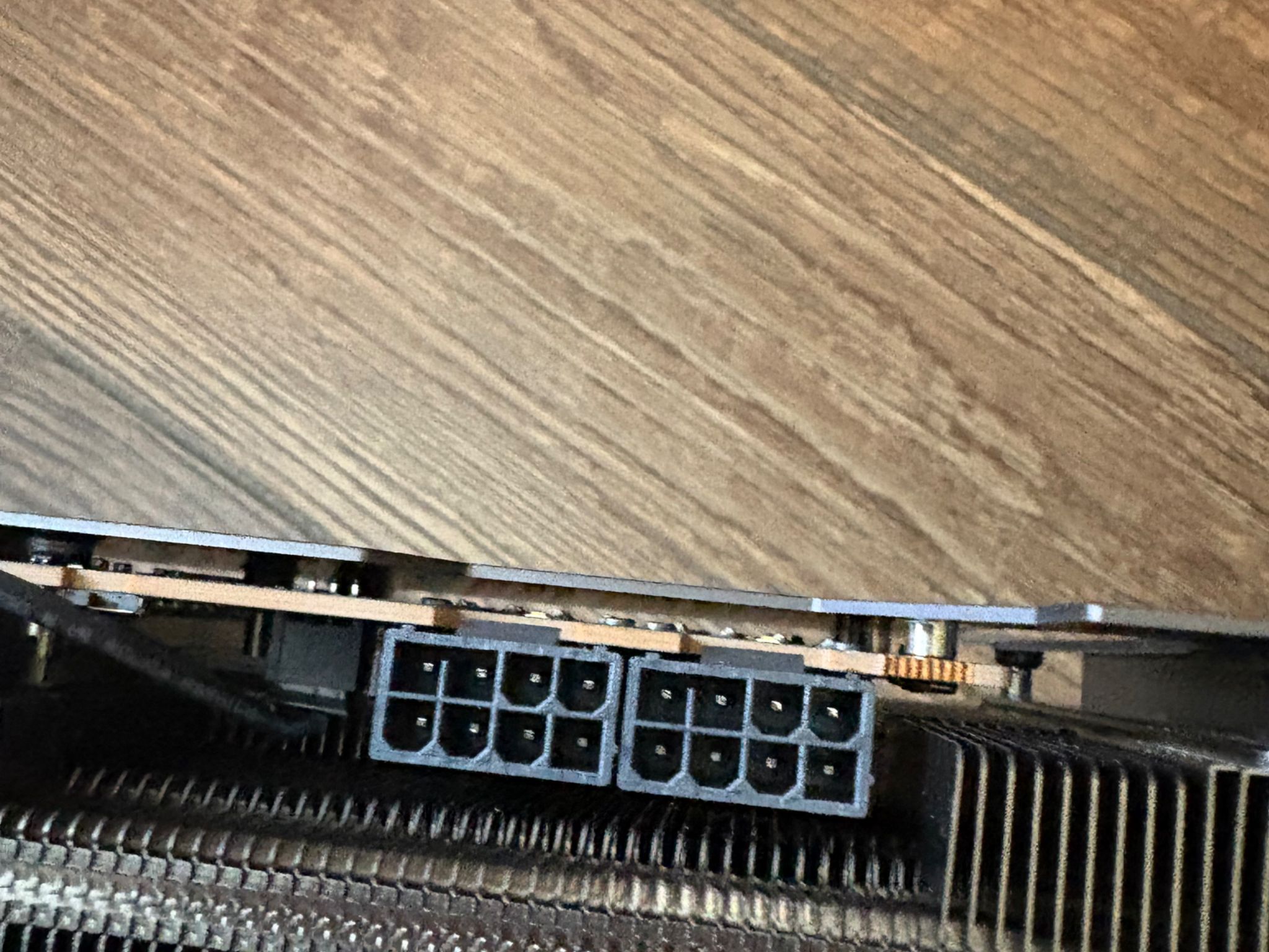 Gigabyte RX 7700XT 12GB