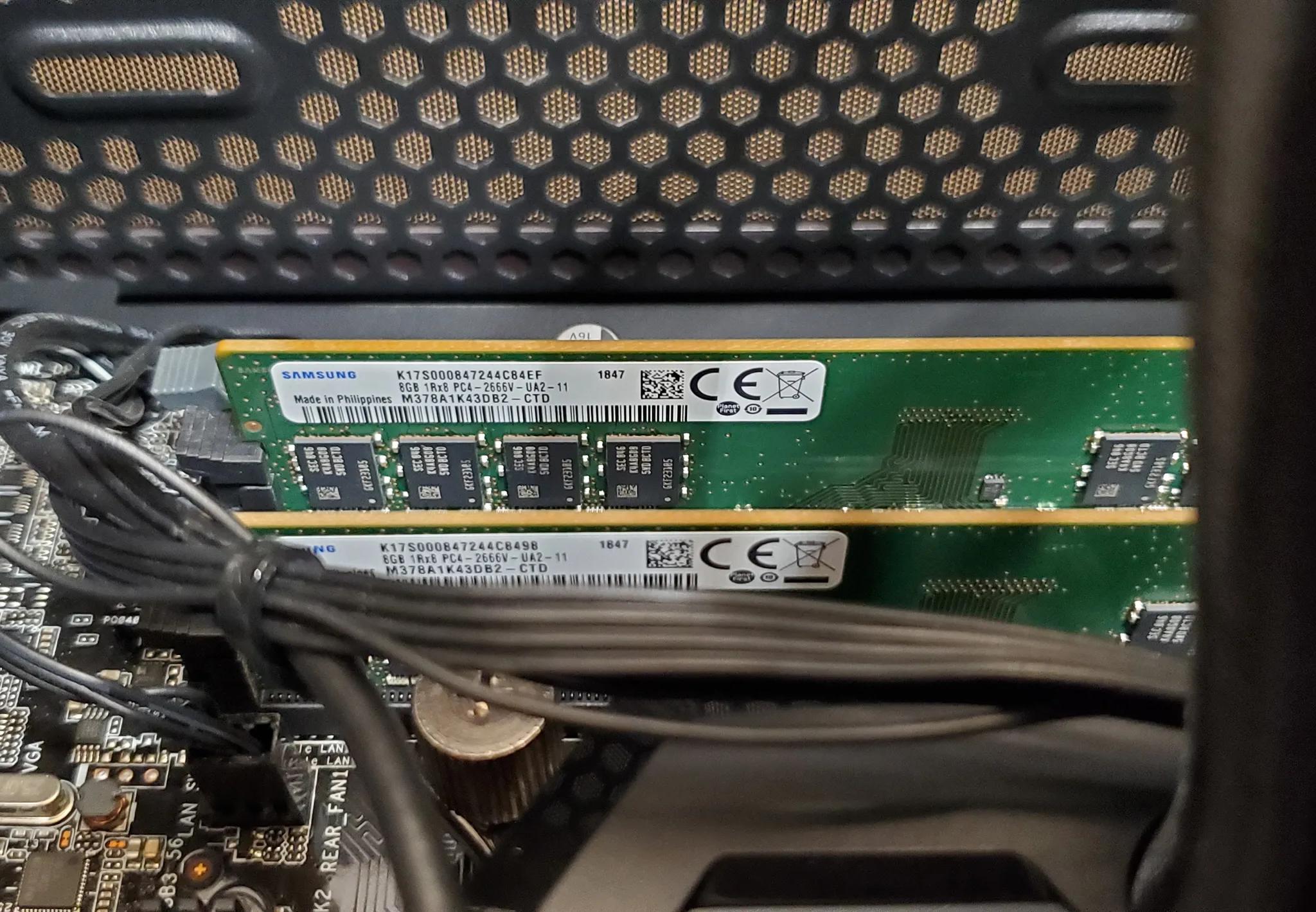 Custom PC Intel i7-8700K @3.7Ghz | AMD FirePro W5100 4GB | 16GB DDR4 RAM | 500GB NVME | Win11 ProSSD