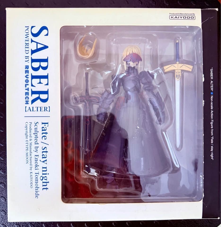 KAIYODO Revoltech Saber Alter FATE/STAY NIGHT Figure