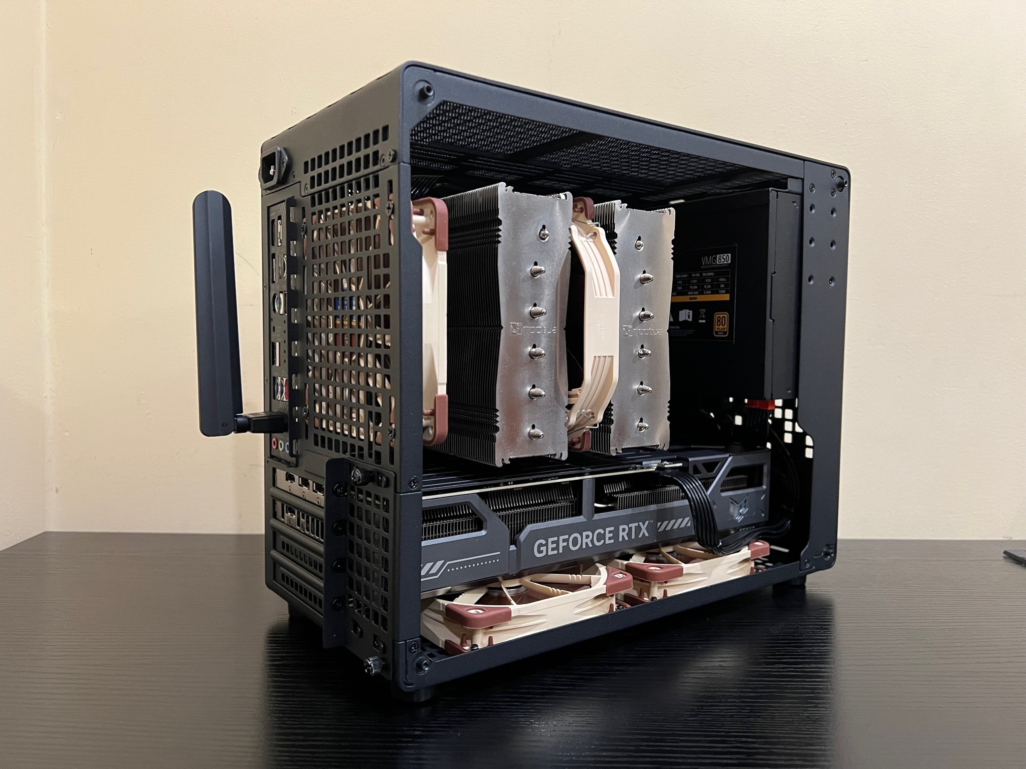 RYZEN 7600X3D, RTX 5070, 32GB DDR5, 1TB NVMe GEN5