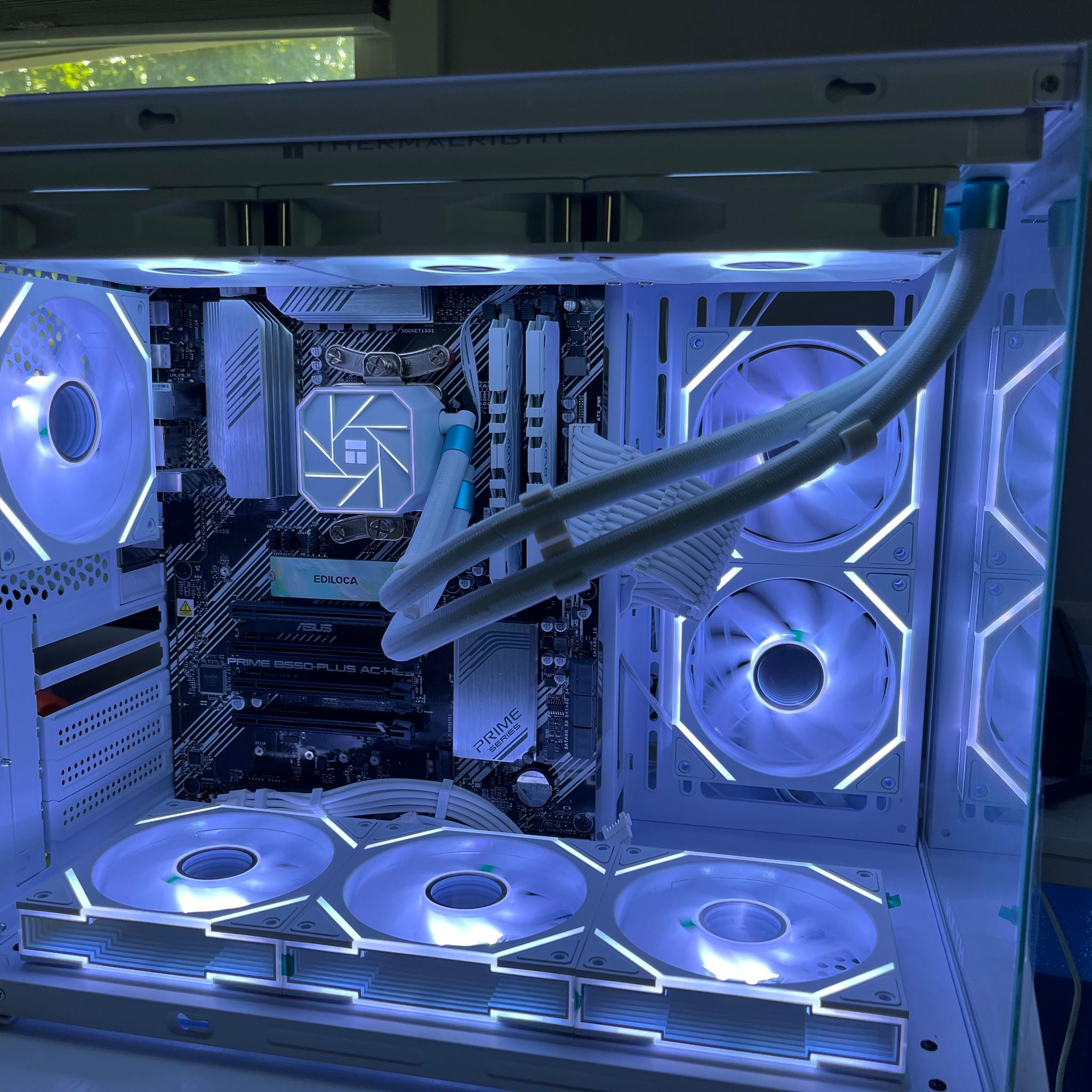 Radeon RX 6600 Custom Gaming PC - Ryzen 5 5500, 16GB RAM