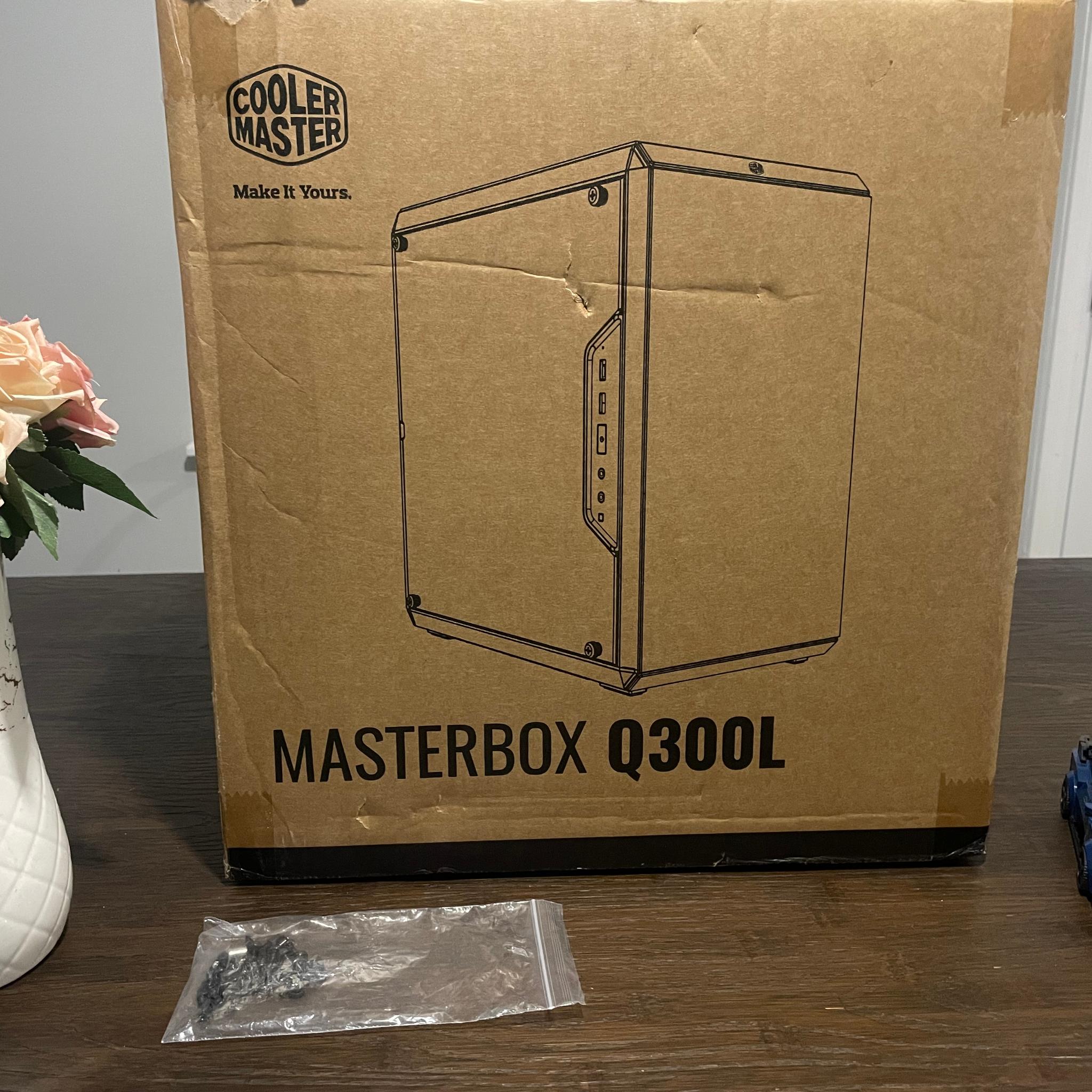 COOLERMASTER MASTER BOX Q300L “White”