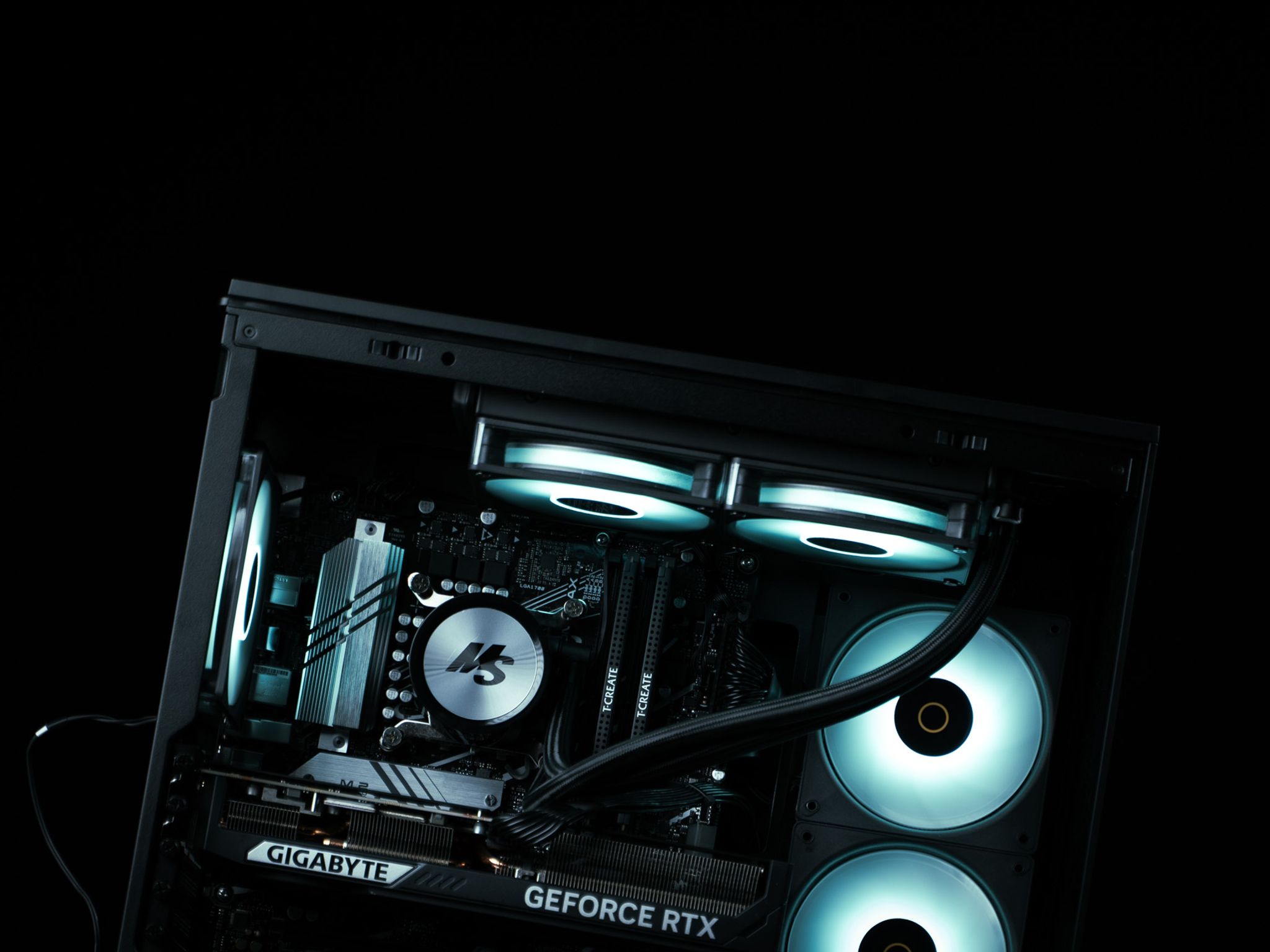 \ NV-00 / RTX 5070 Intel Core i5 14600KF 1TB 32GB DDR5 Windows 11 Gaming PC
