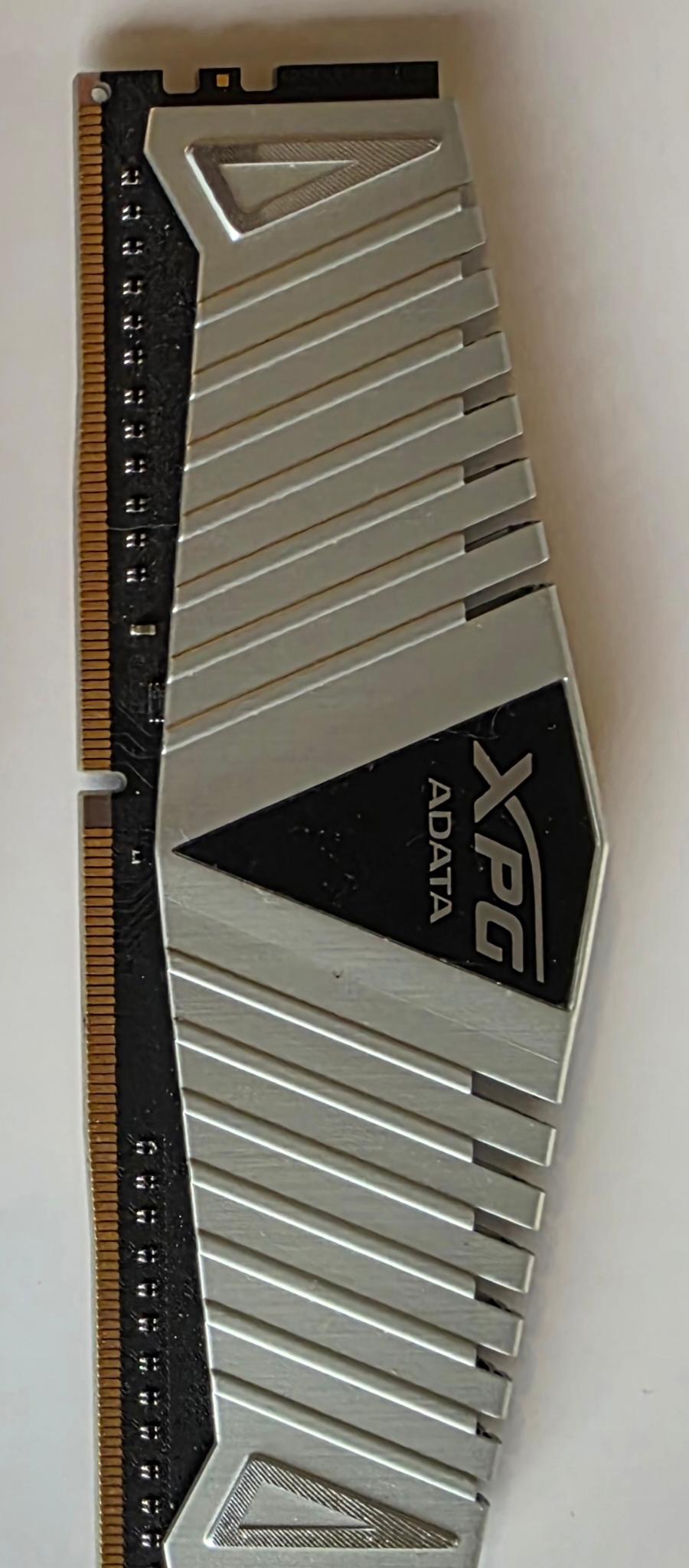 XPG DDR4 8GB ram