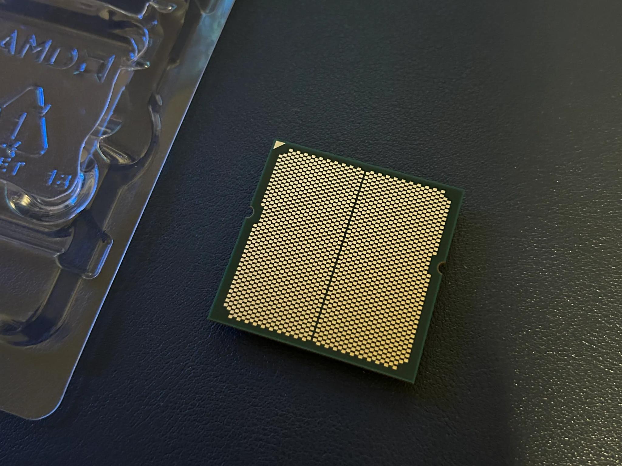 AMD Ryzen 9 7900X3D CPU - 12 Core processor