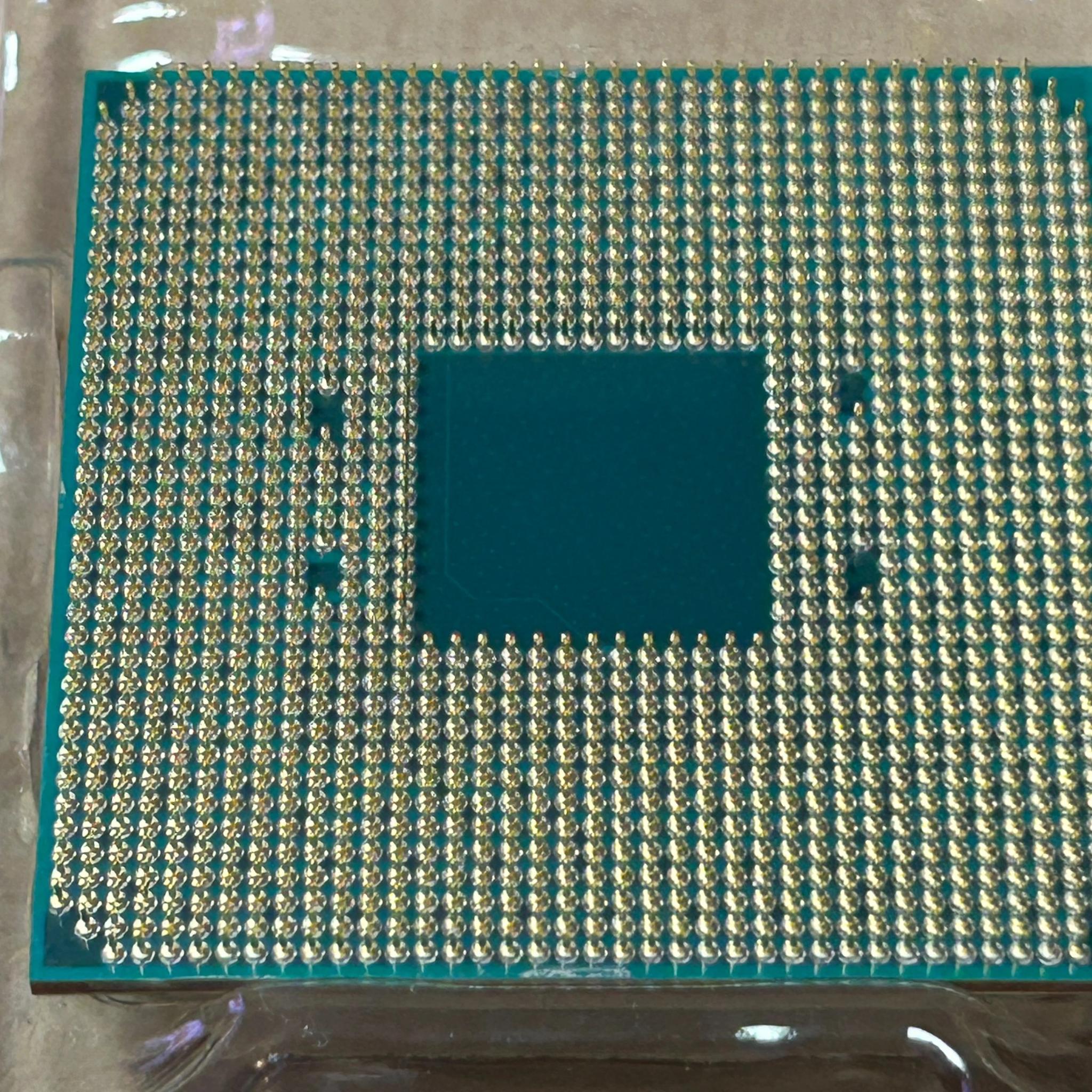 AMD Ryzen 5 2600 3.4 GHz 6-Core Processor w/ Wraith Stealth Cooler