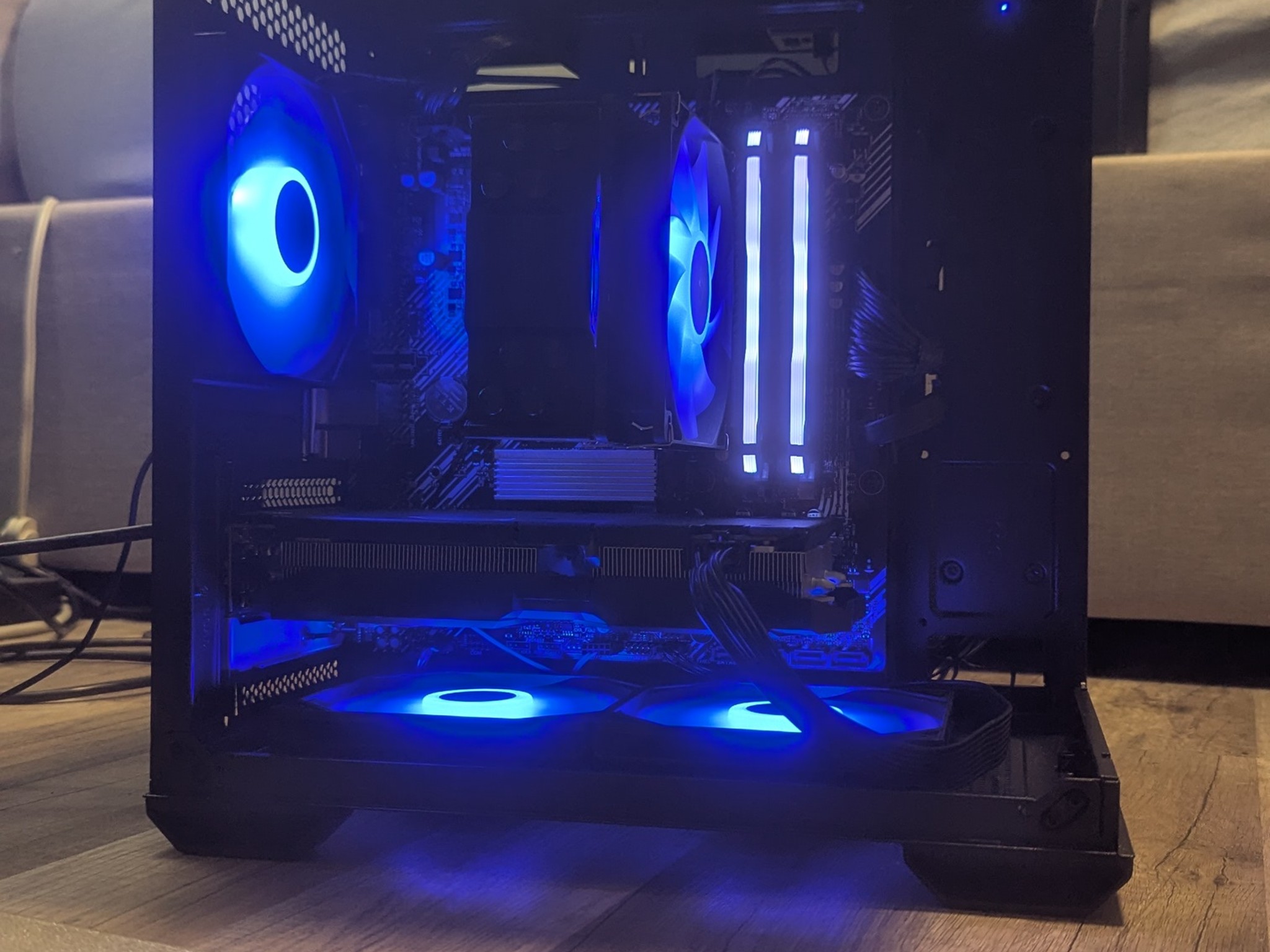 RTX 3060 12GB | Ryzen 5 5600x | 32GB RAM | WIN 11 |