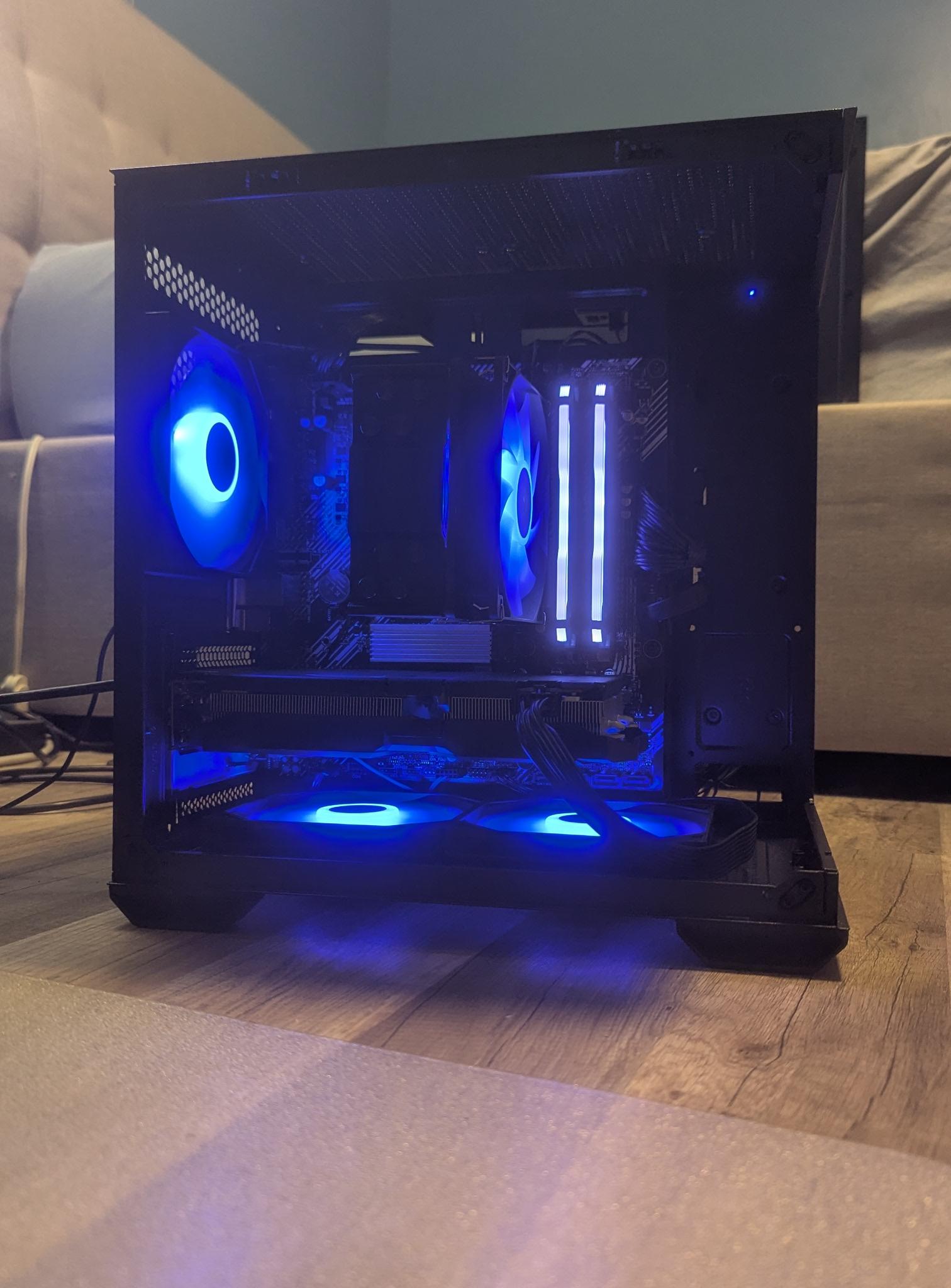 RTX 3060 12GB | Ryzen 5 5600x | 32GB RAM | WIN 11 |