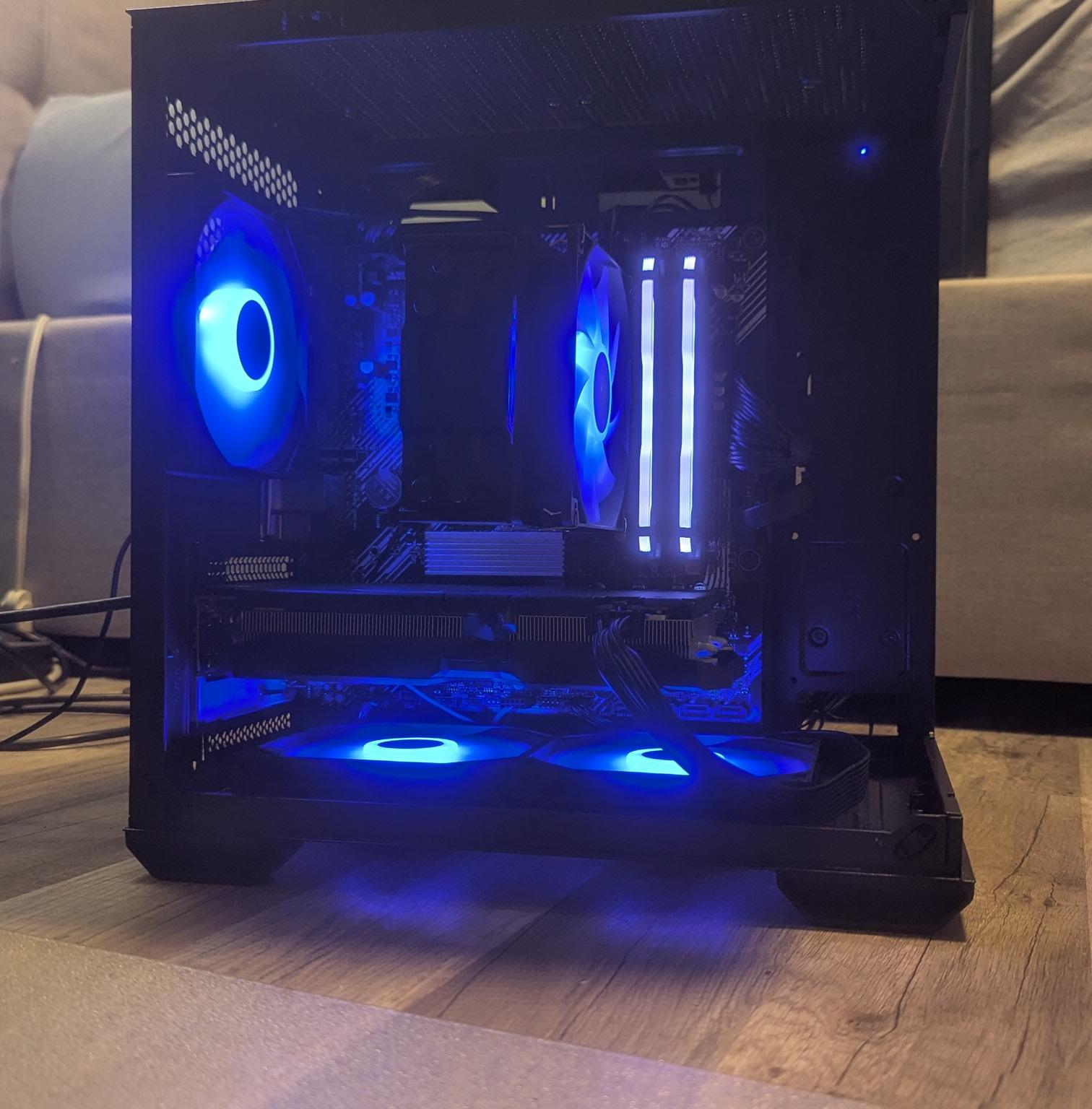 RTX 3060 12GB | Ryzen 5 5600x | 32GB RAM | WIN 11 |