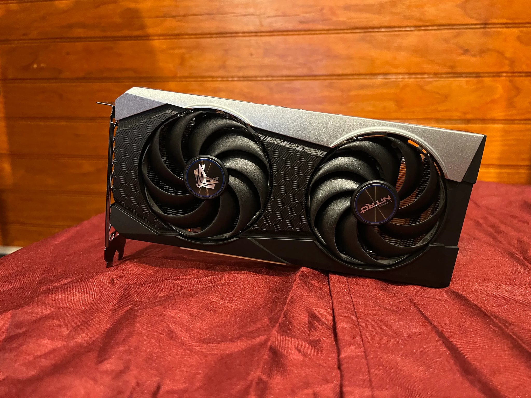 Sapphire Nitro+ RX 6600XT