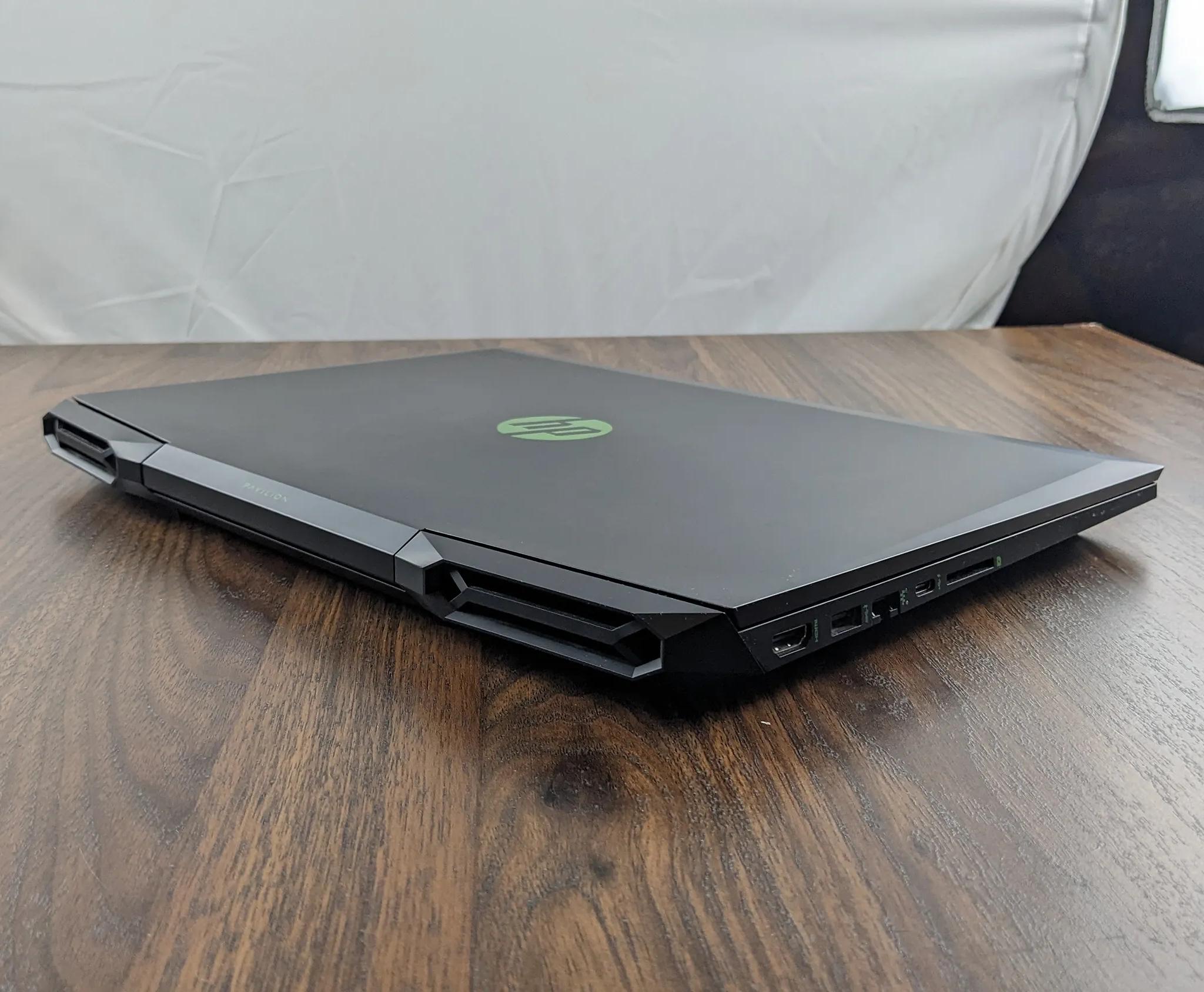 HP Pavilion Gaming GTX 1650, i5-9300H, 12GB DDR4, 256GB NVMe, 1TB HDD