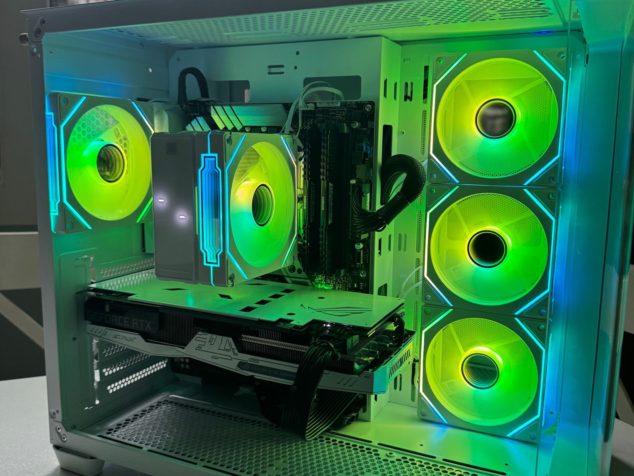 !!Panda themed gaming PC!! Ryzen 5 4500 - 2060 - 16 GBs - 512 Nvme