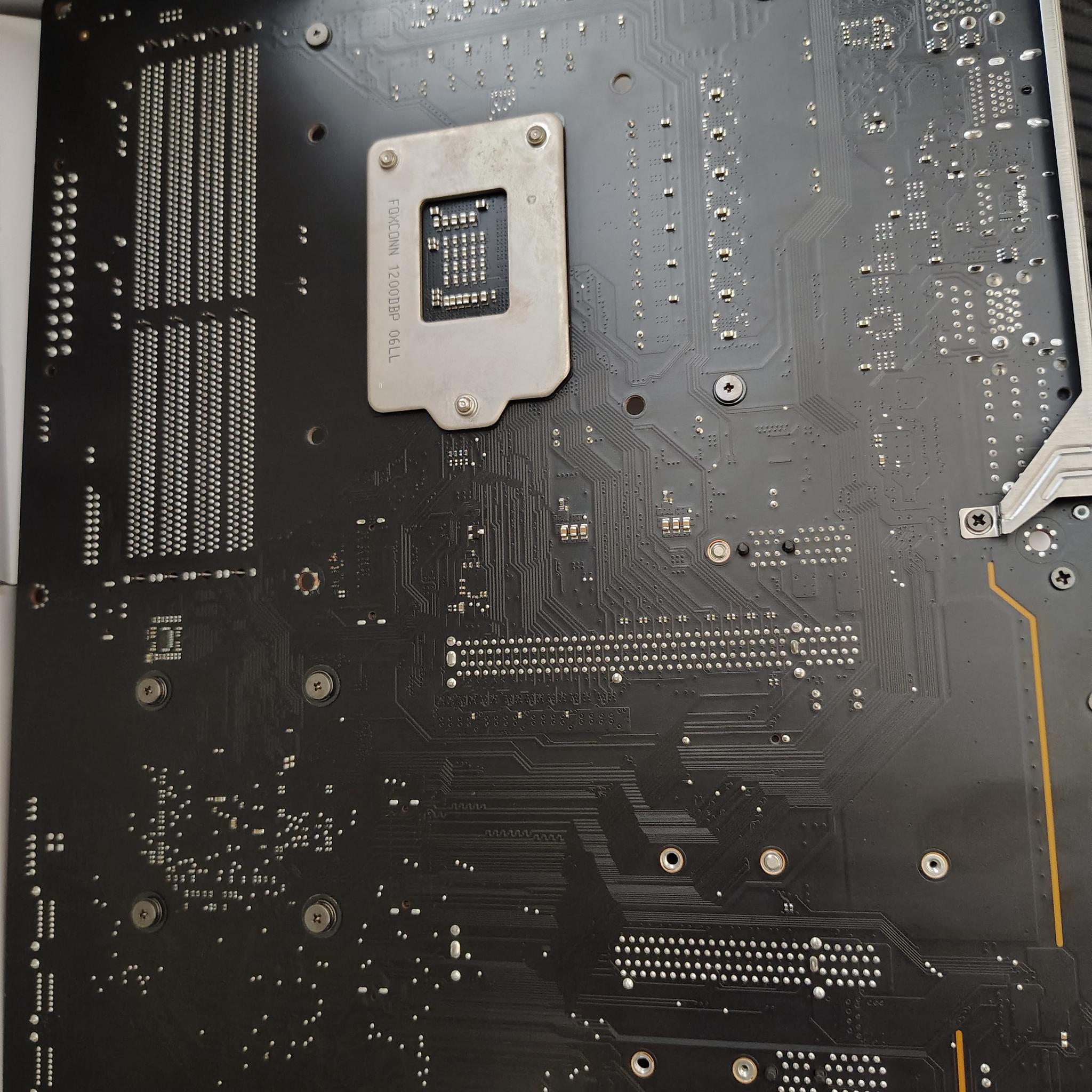 10850k and Gigabyte Vision G Z490 LGA 1200