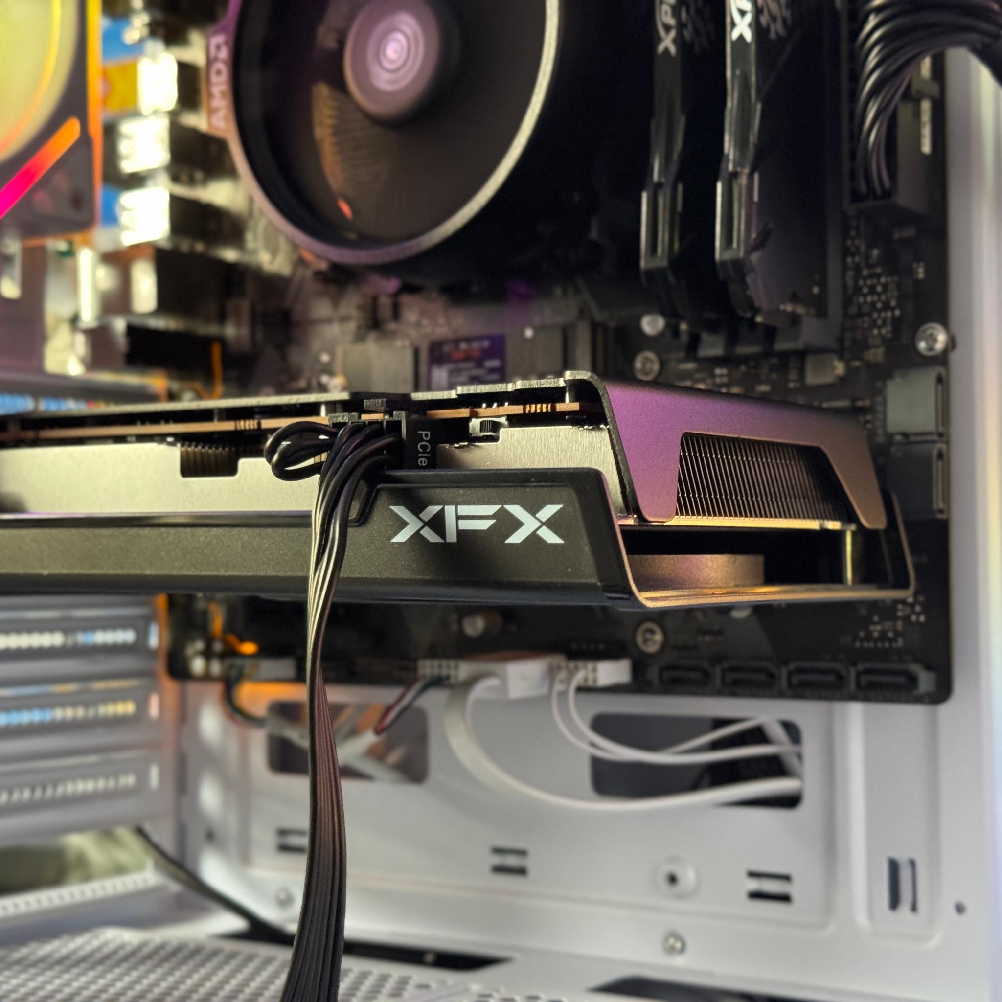 💮 PHANTOM - Gaming PC RX 6650XT Ryzen 5 💮