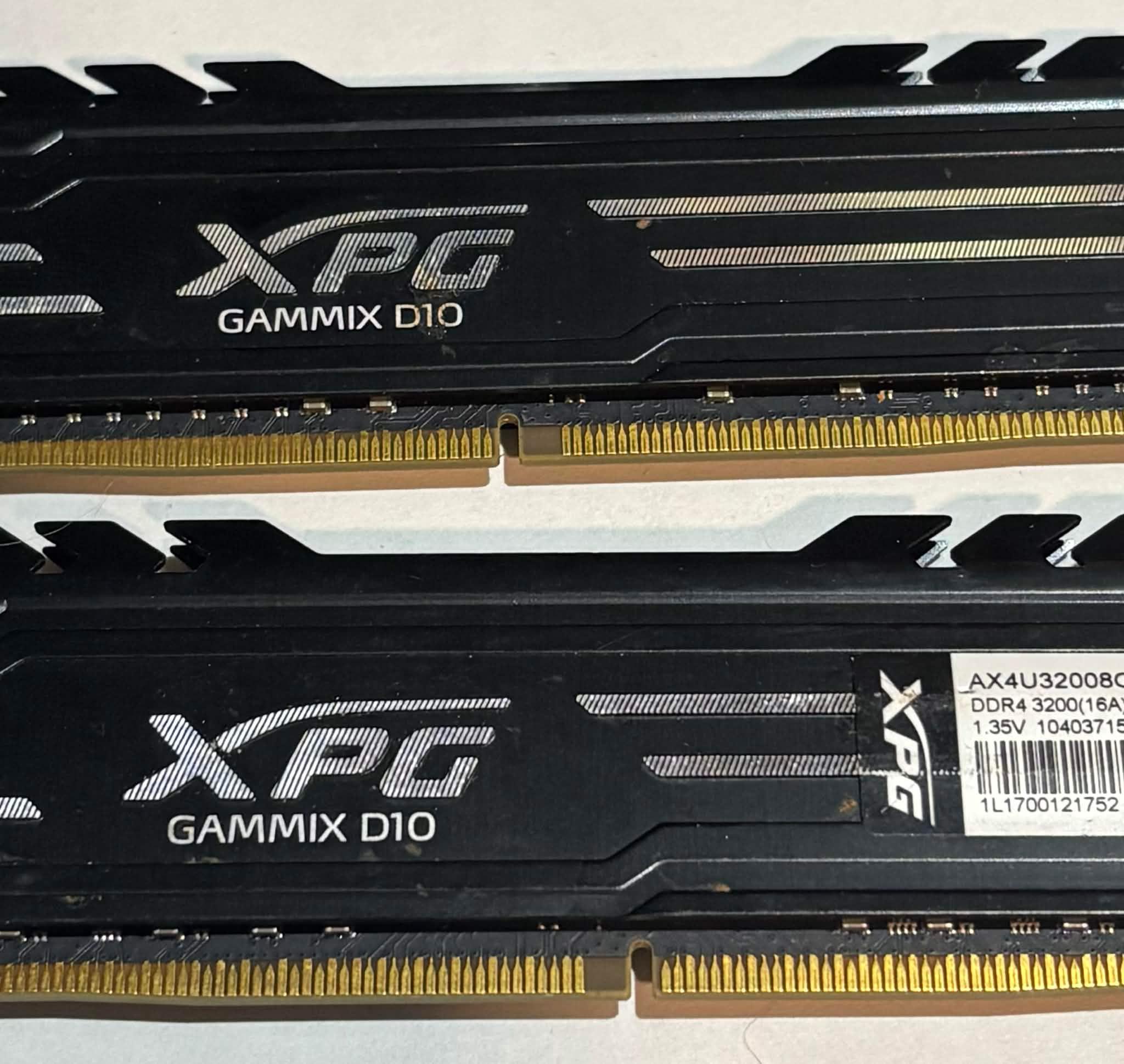 XPG Gammix D10 16GB (2x8GB) DDR4 3200MHz CL16 Gaming Memory Kit | Tested Working