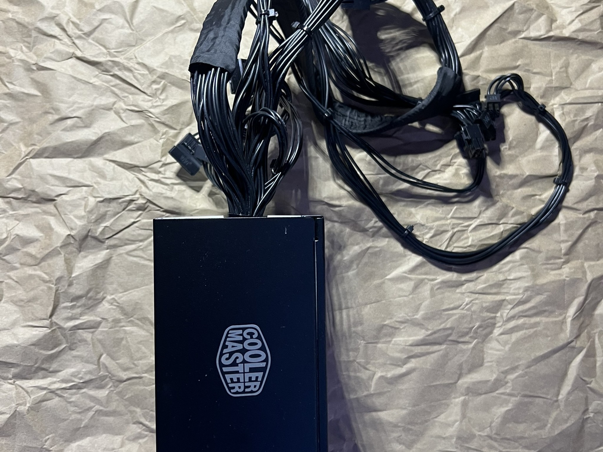 Cooler Master 600w Power Supply