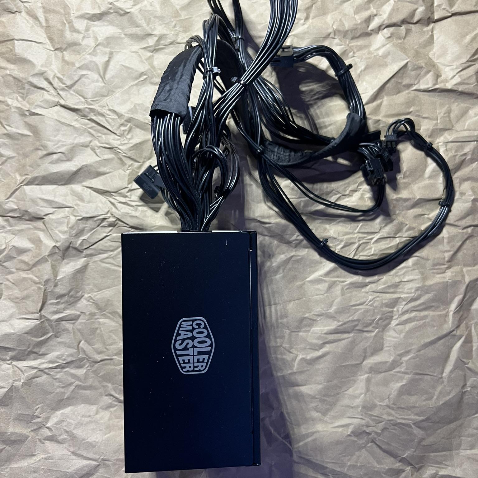 Cooler Master 600w Power Supply